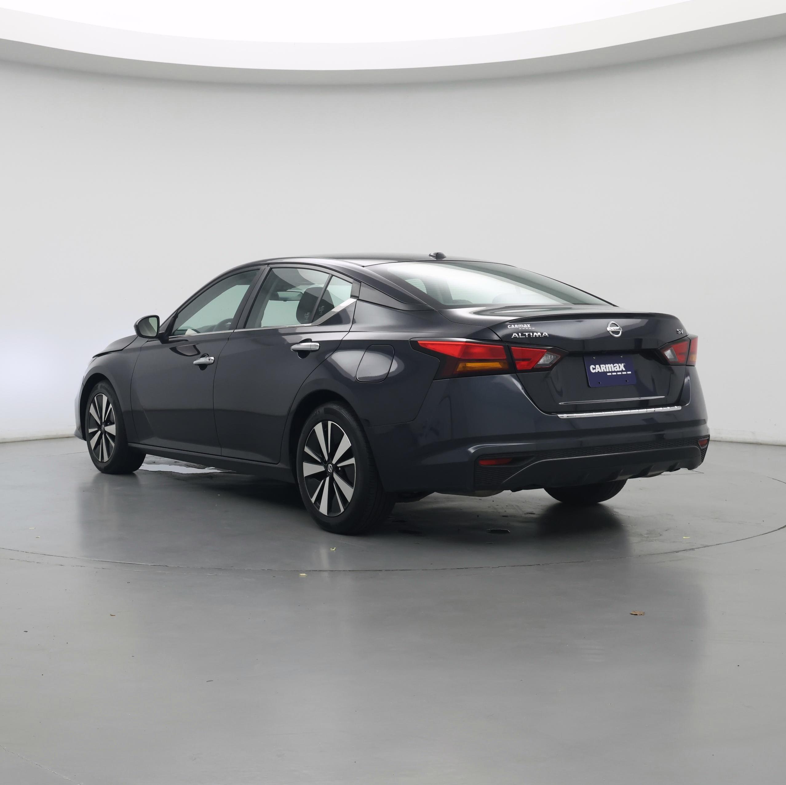 Thumbnail: 2022 Nissan Altima - 2