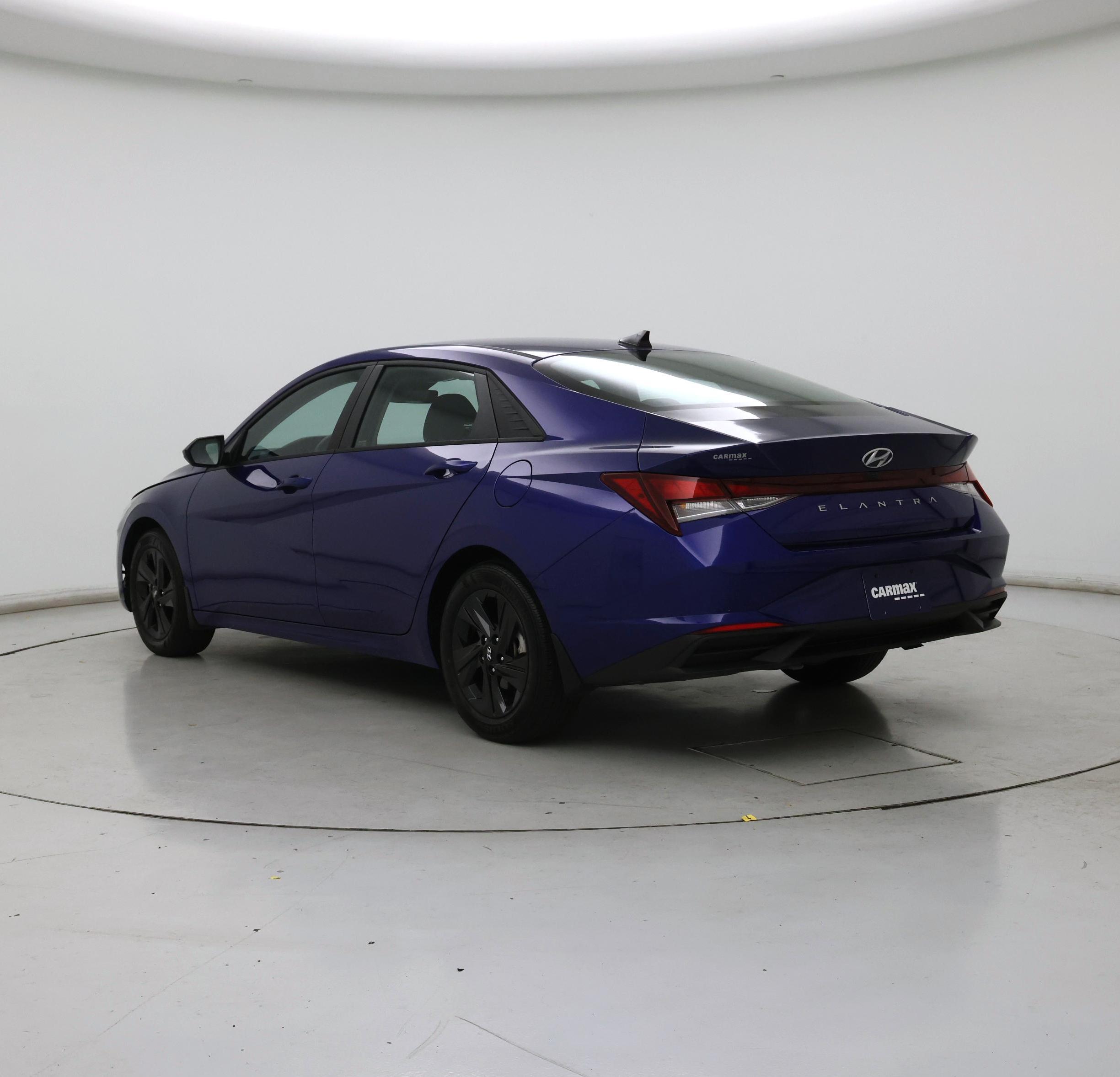 Thumbnail: 2023 Hyundai Elantra - 2
