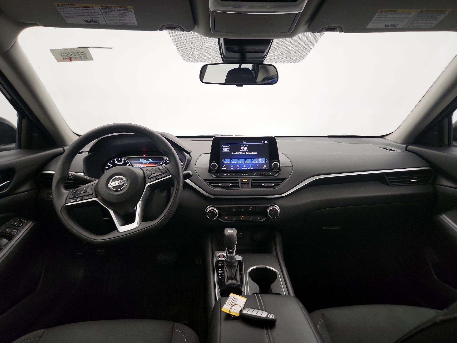 Thumbnail: 2022 Nissan Altima - 9