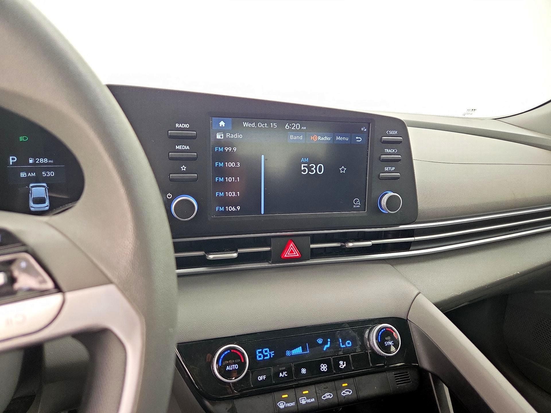Thumbnail: 2023 Hyundai Elantra - 15