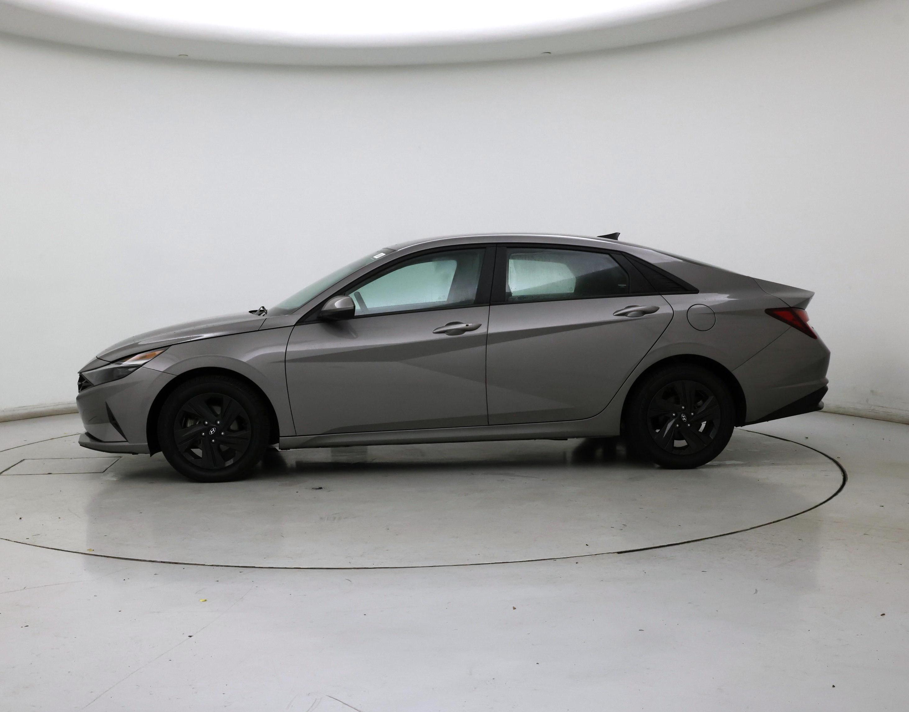Thumbnail: 2023 Hyundai Elantra - 3