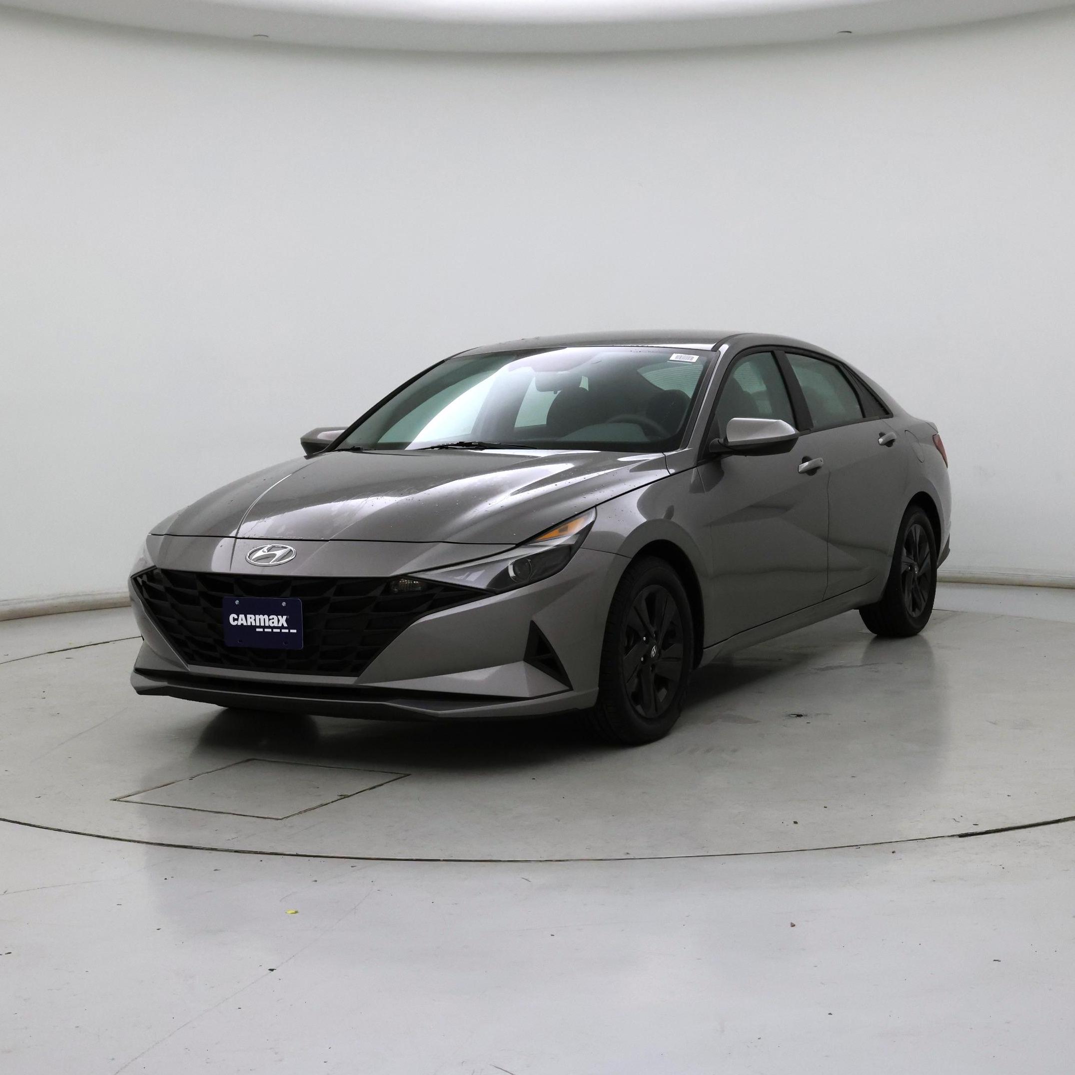 Thumbnail: 2023 Hyundai Elantra - 4