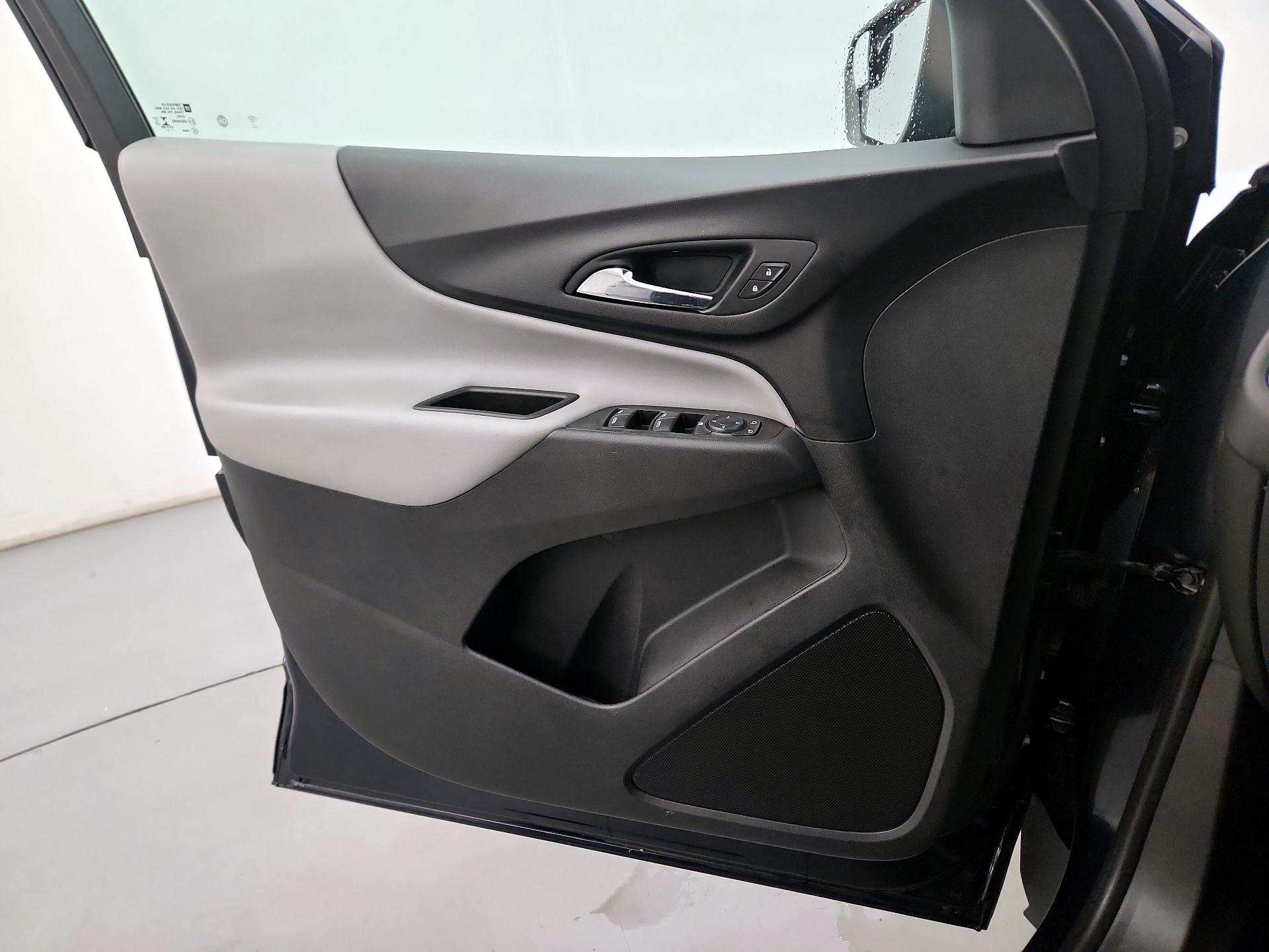Thumbnail: 2021 Chevrolet Equinox - 12