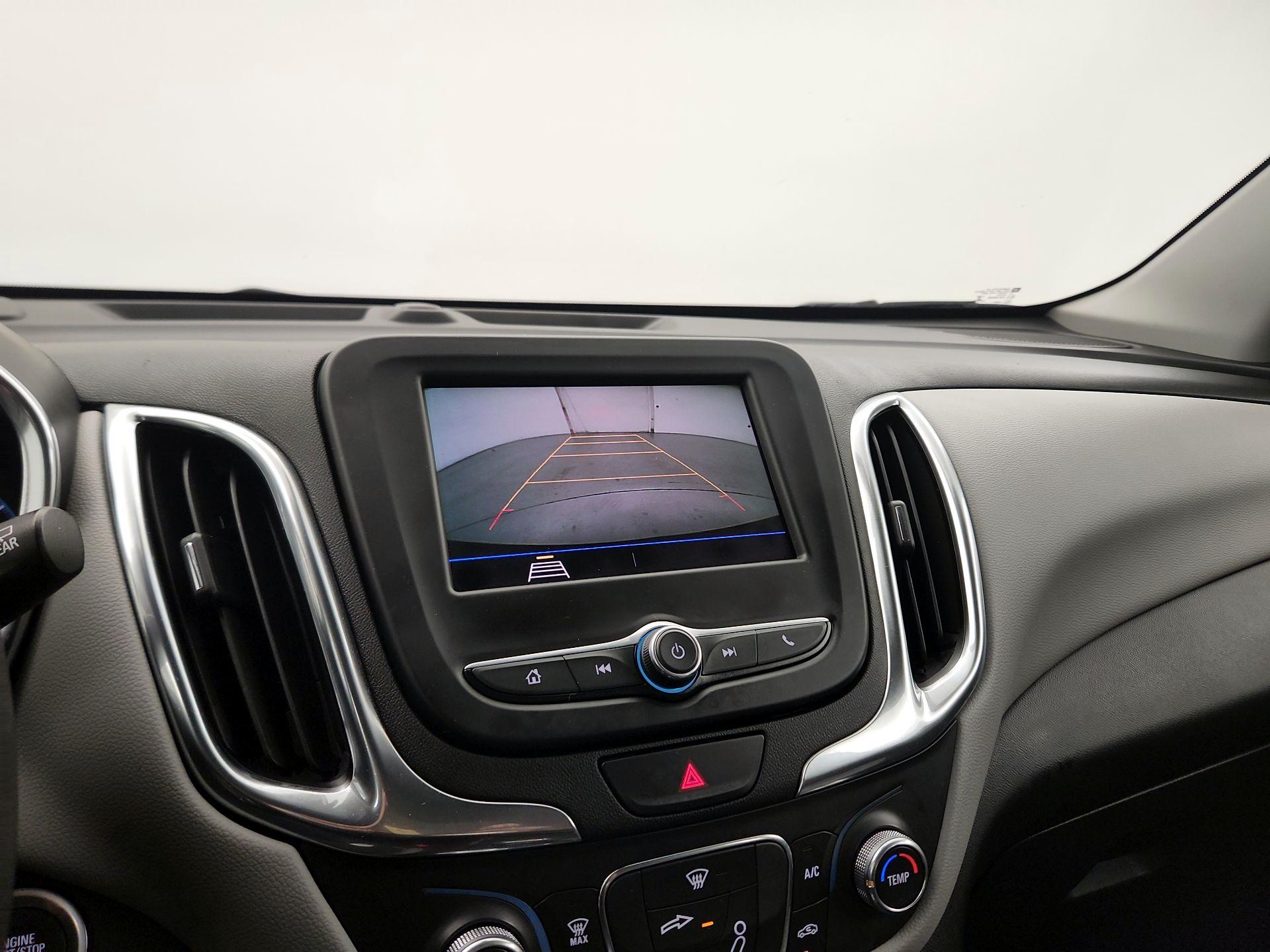 Thumbnail: 2021 Chevrolet Equinox - 14