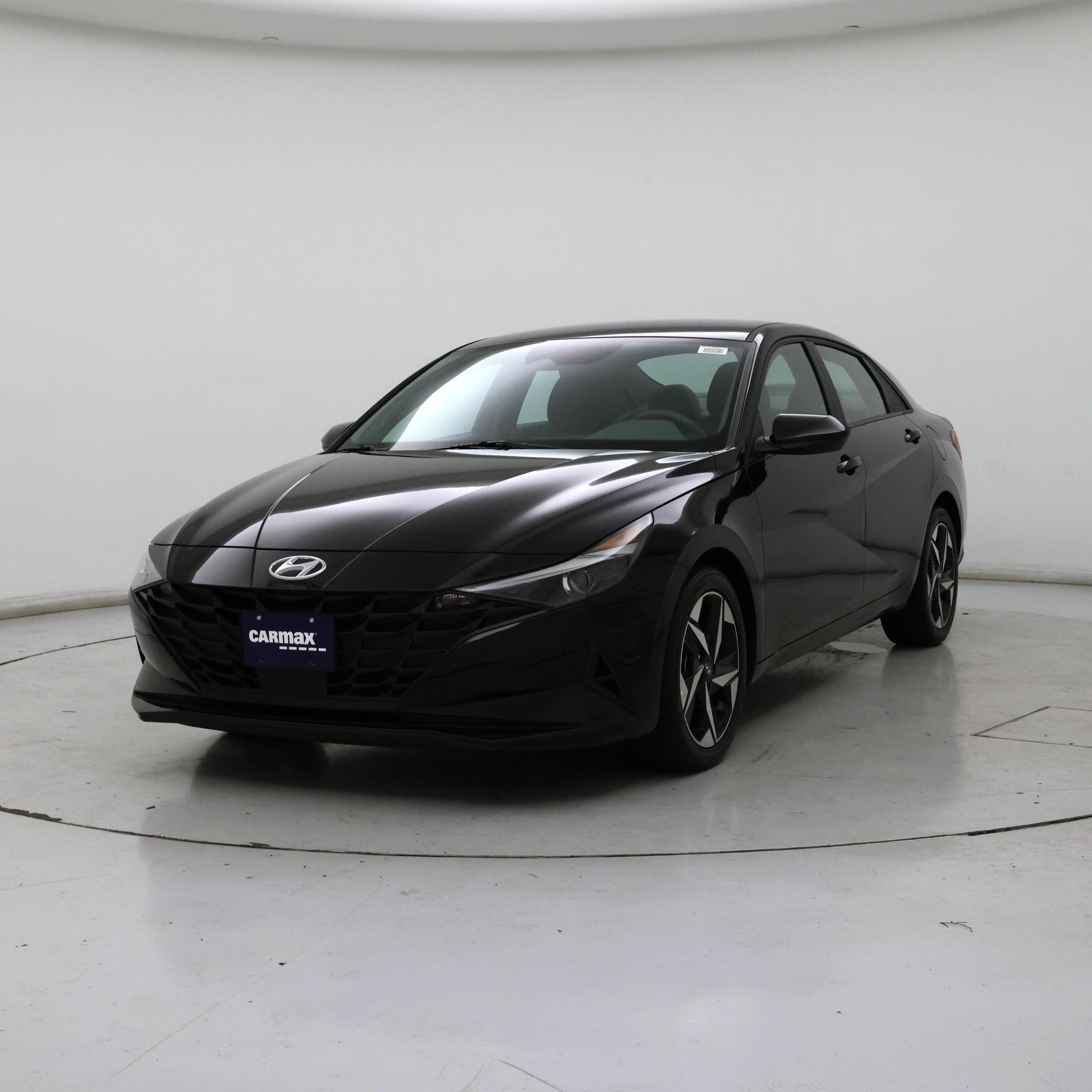 Thumbnail: 2023 Hyundai Elantra - 4