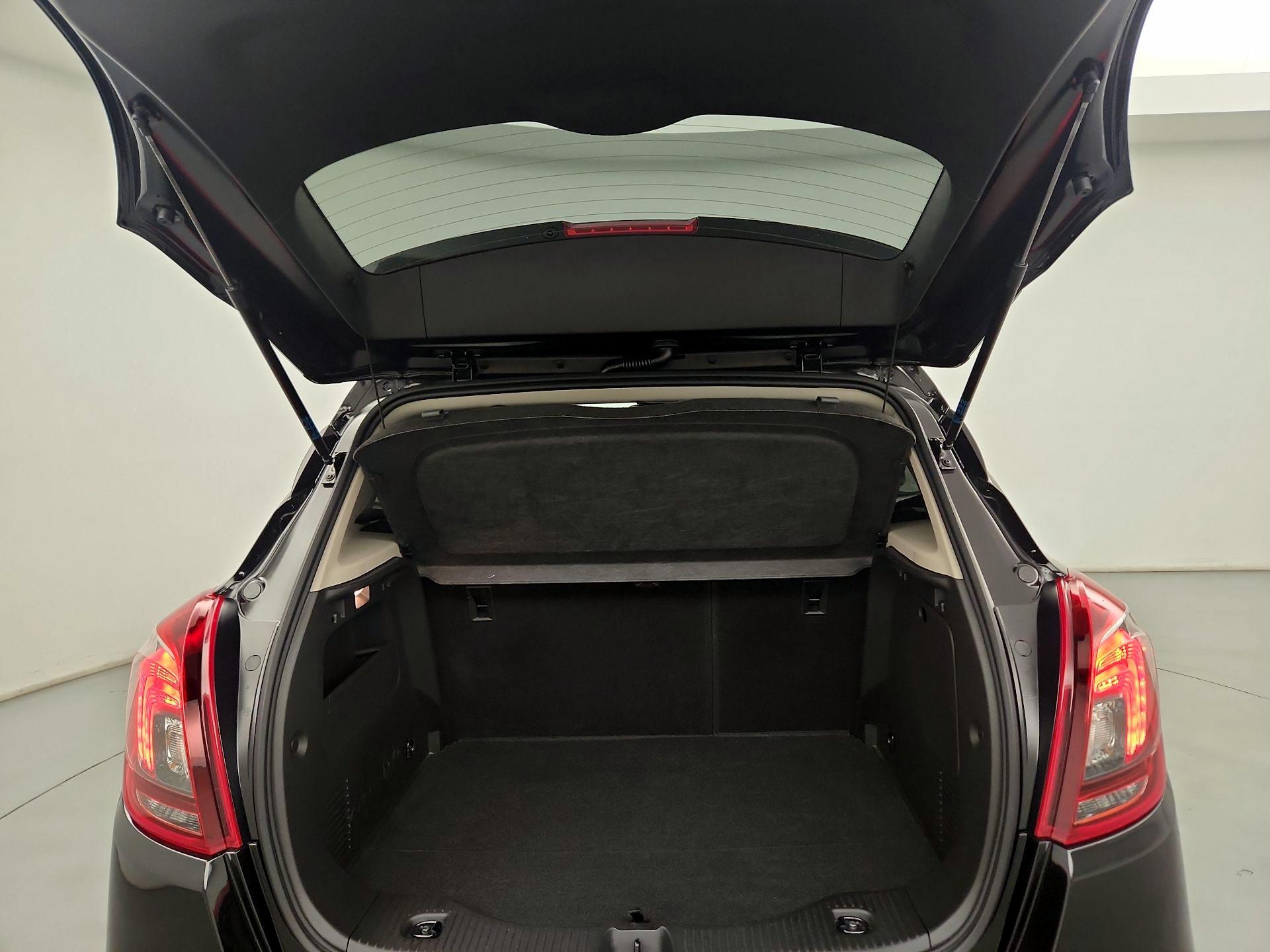 Thumbnail: 2022 Buick Encore - 20