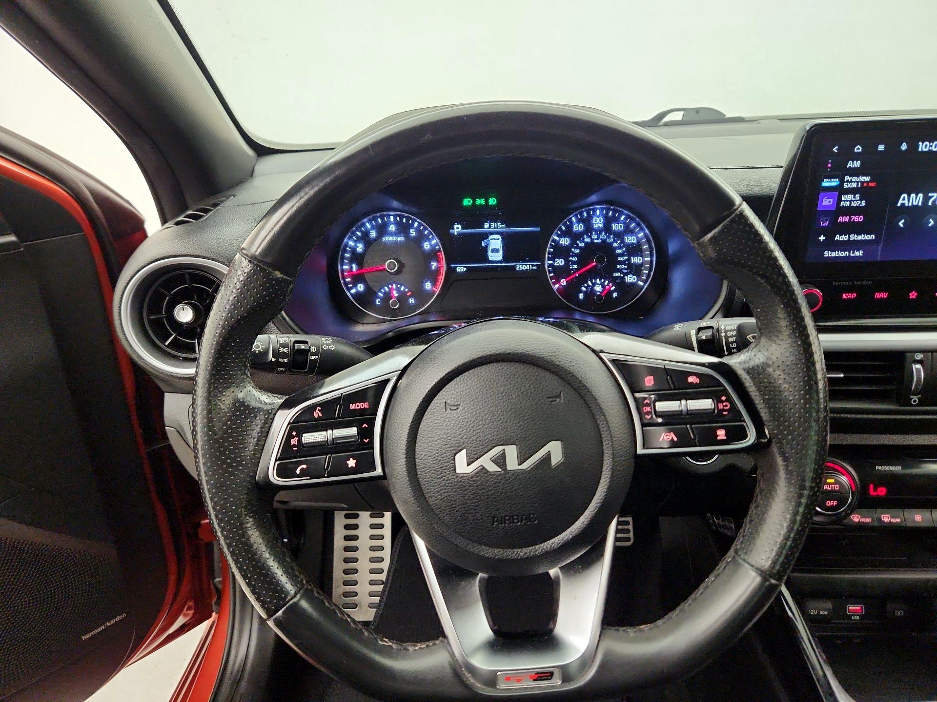 Thumbnail: 2023 Kia Forte - 10