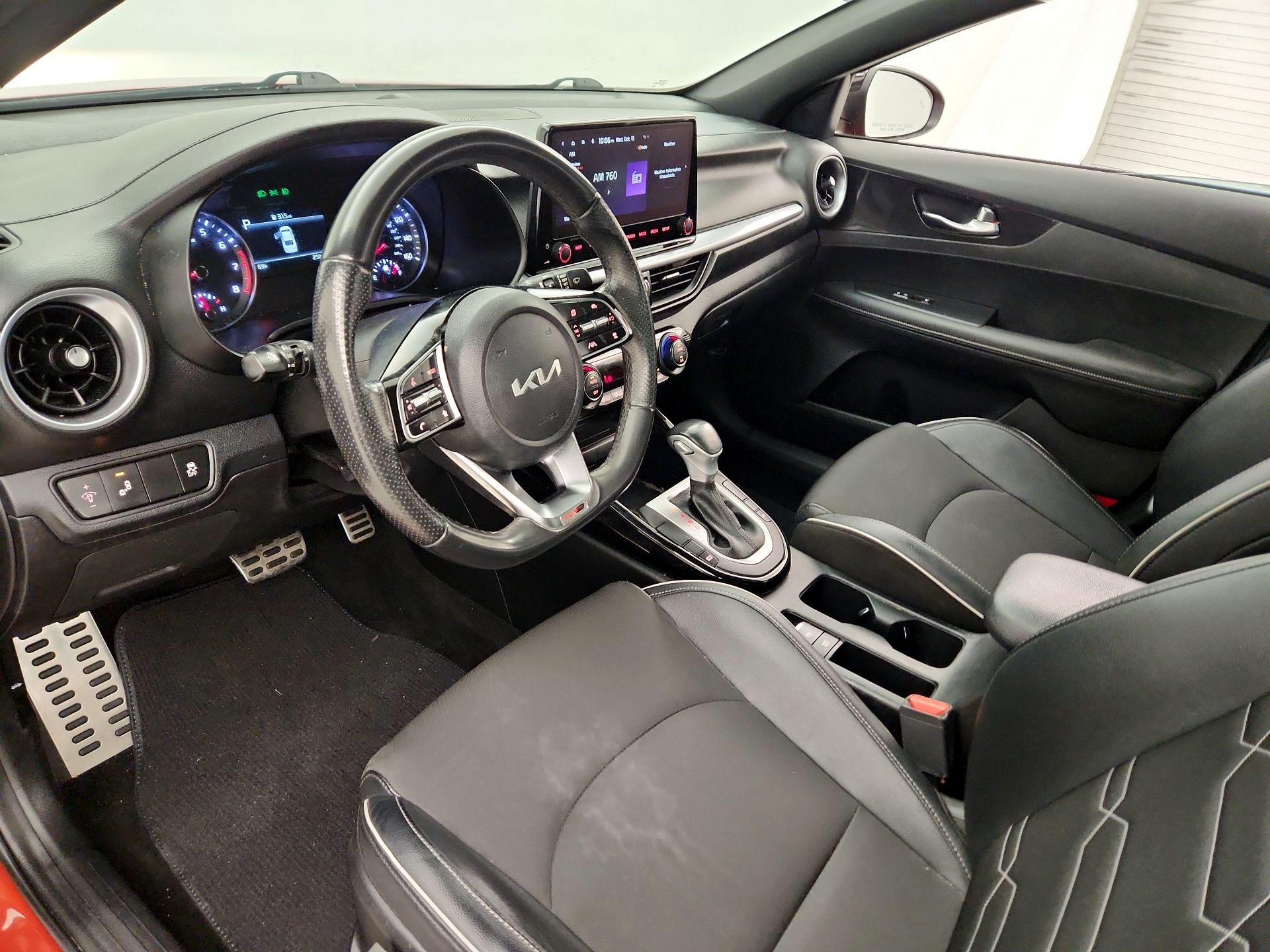 Thumbnail: 2023 Kia Forte - 11