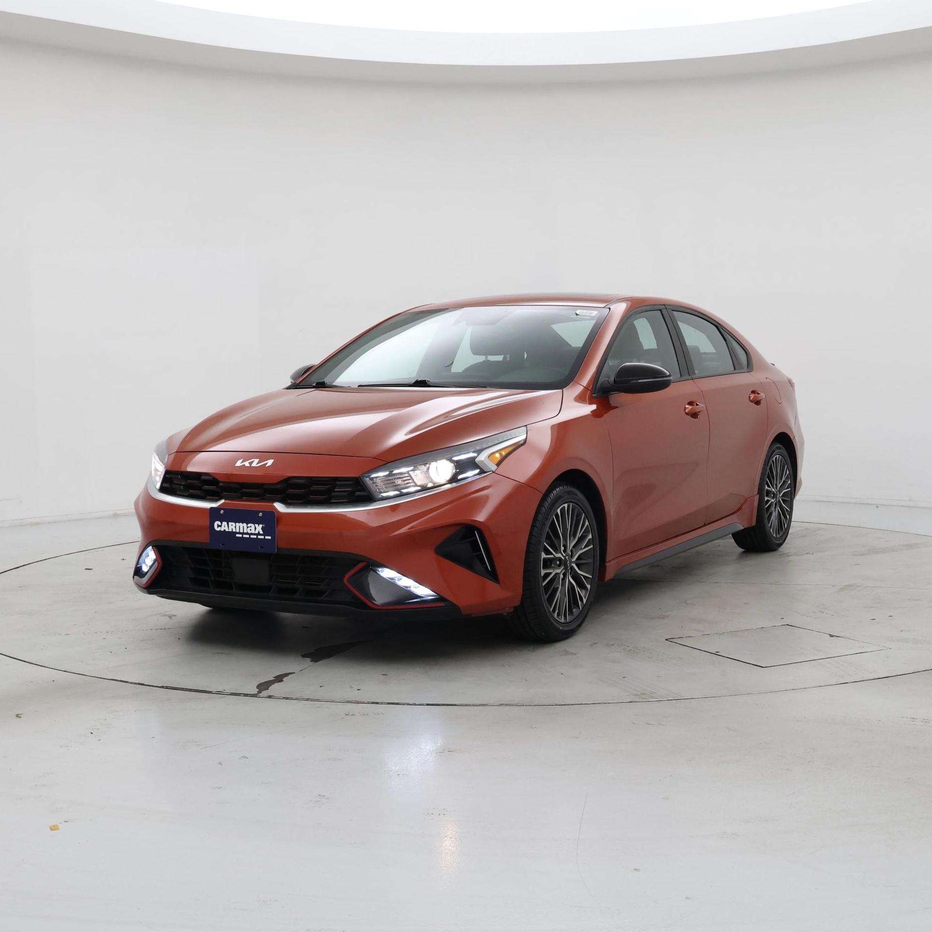 Thumbnail: 2023 Kia Forte - 4