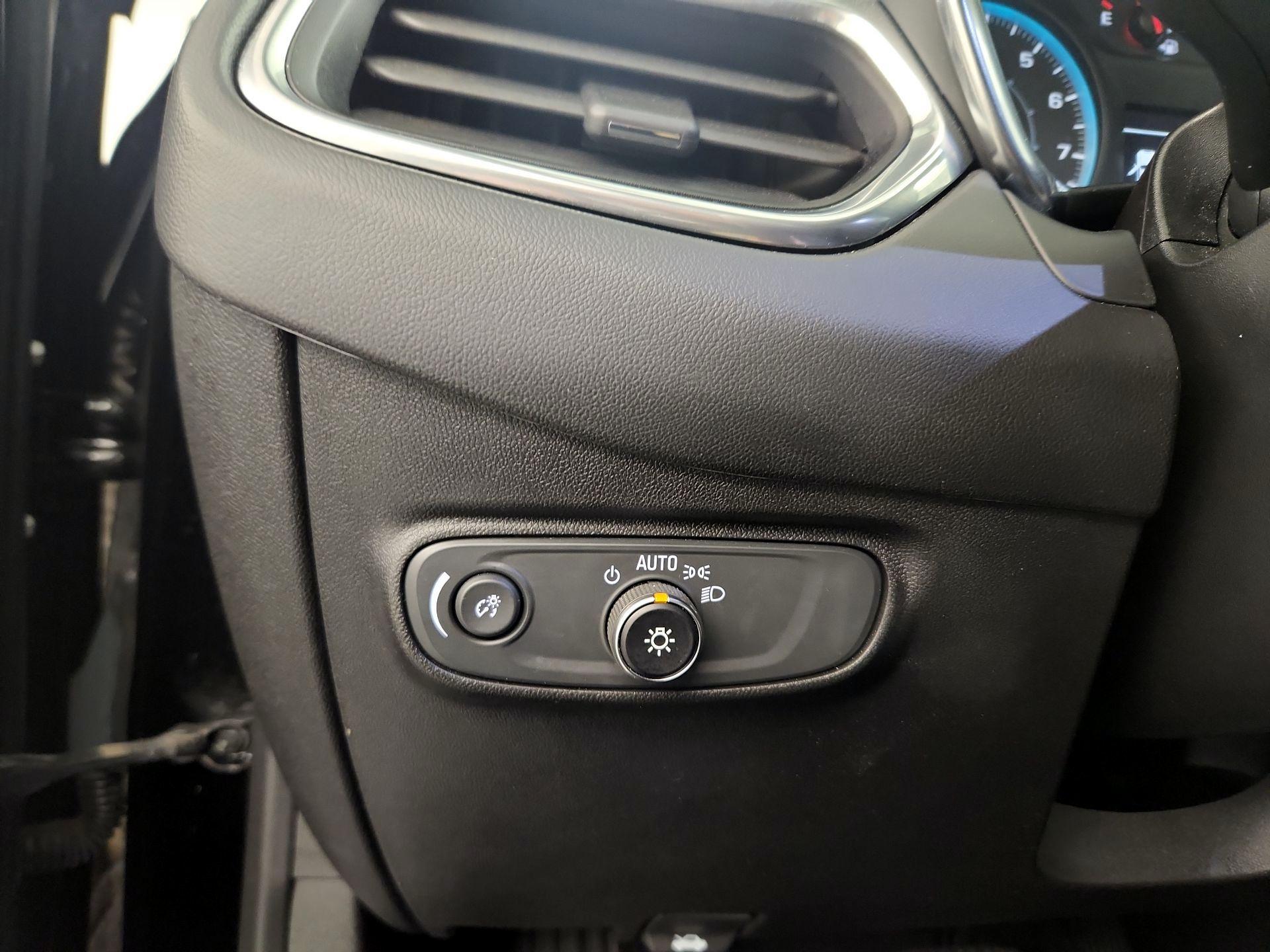 Thumbnail: 2021 Chevrolet Equinox - 13