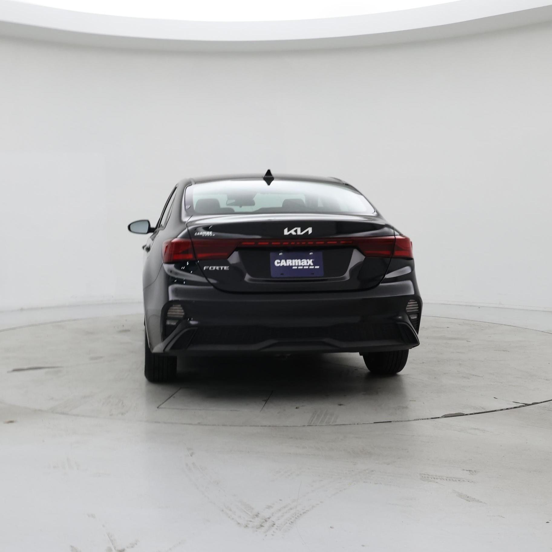 Thumbnail: 2022 Kia Forte - 6