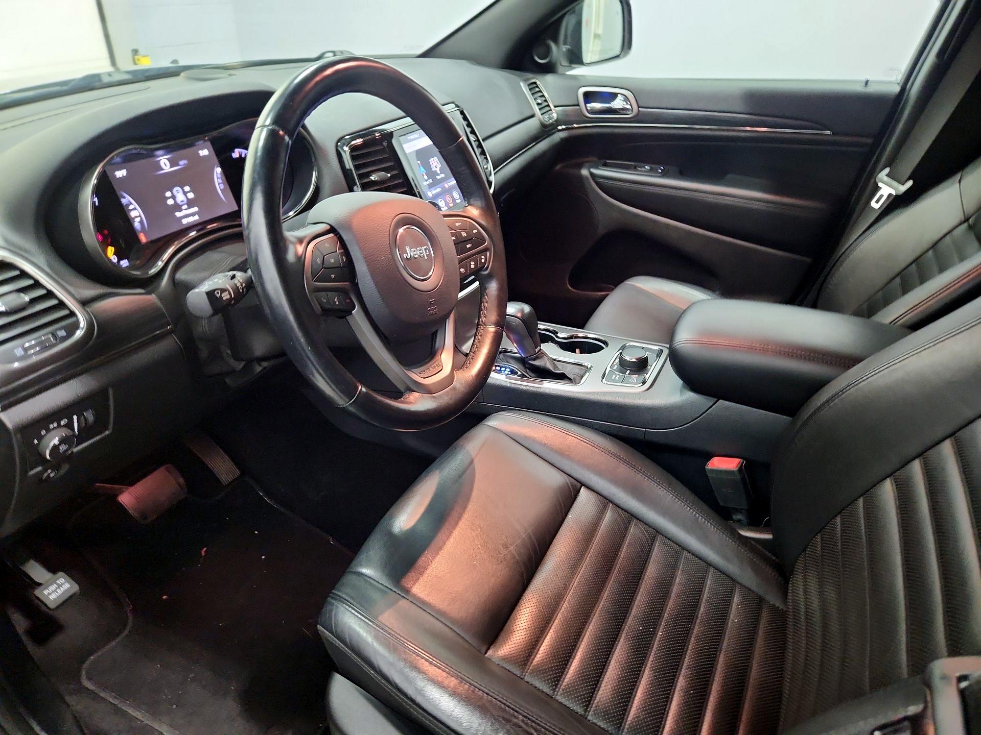 Thumbnail: 2020 Jeep Grand Cherokee - 11
