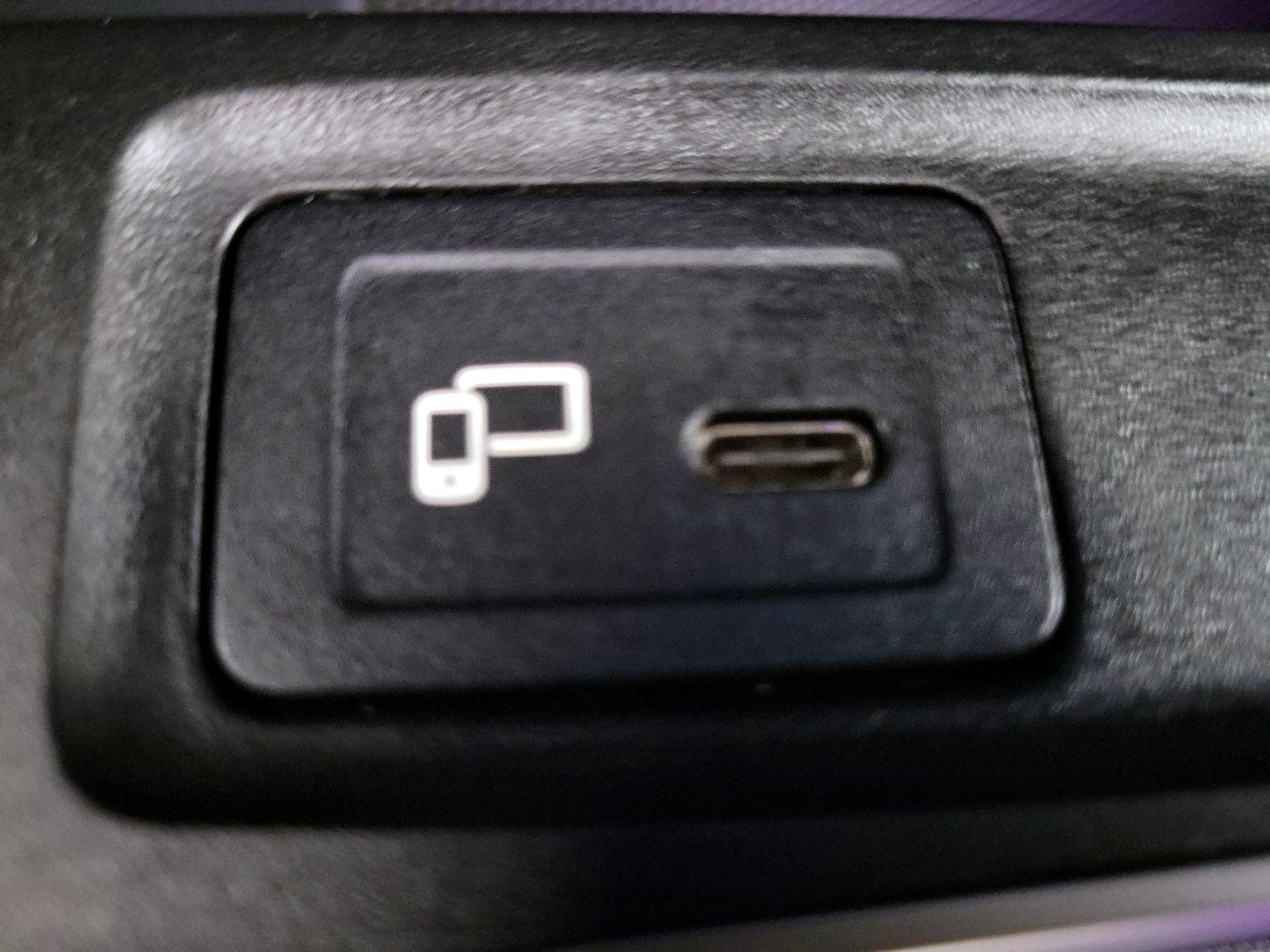 Thumbnail: 2021 Mercedes-Benz GLA - 16