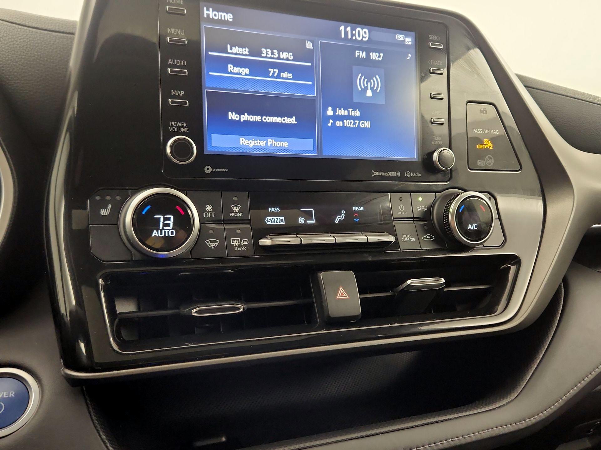 Thumbnail: 2021 Toyota Highlander - 16