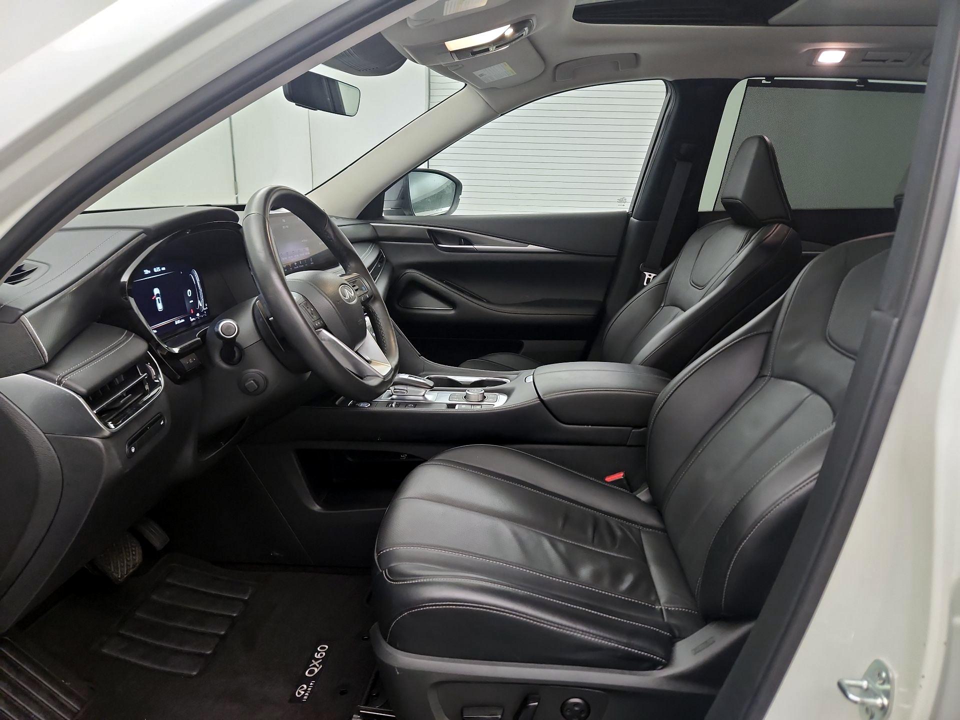 Thumbnail: 2023 INFINITI QX60 - 11