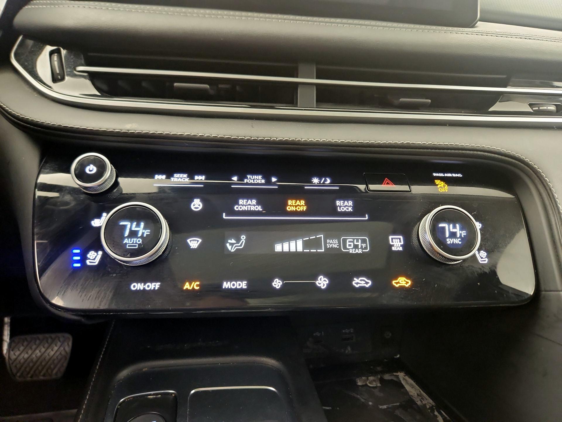 Thumbnail: 2023 INFINITI QX60 - 16