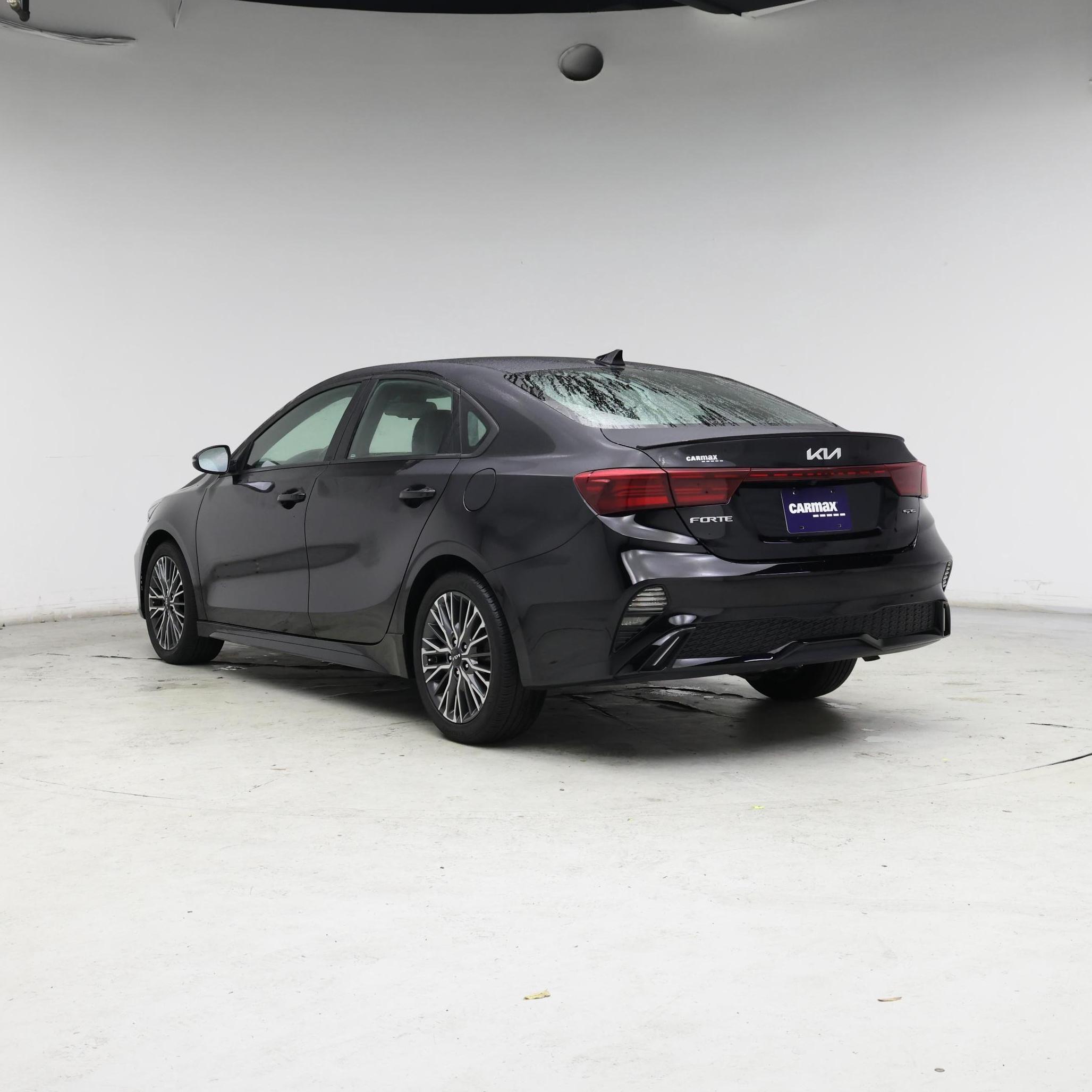 Thumbnail: 2023 Kia Forte - 2