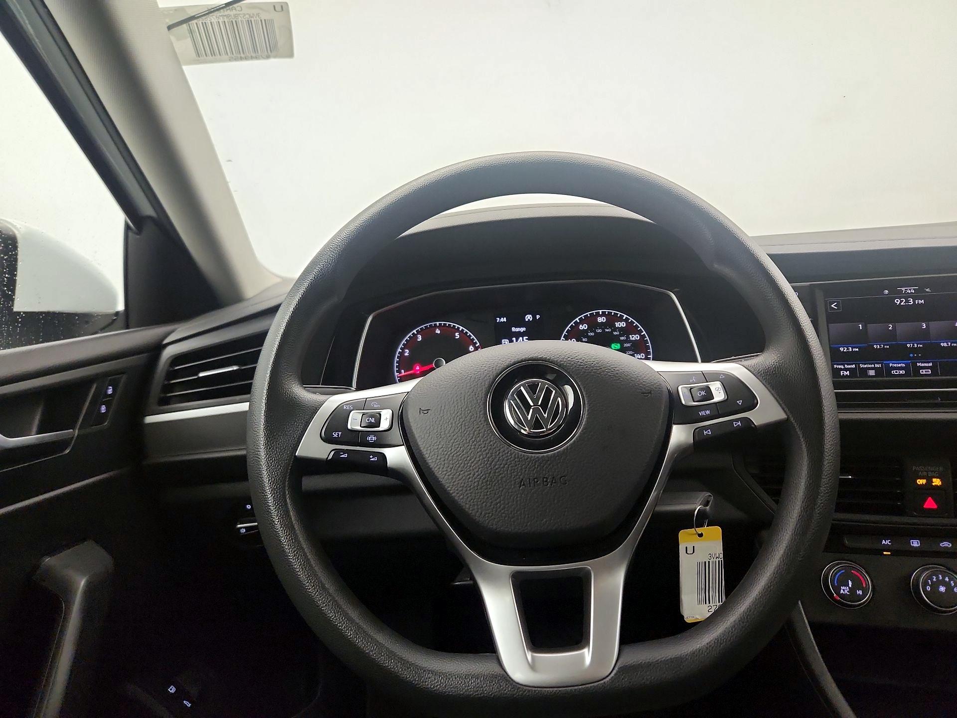 Thumbnail: 2021 Volkswagen Jetta - 10