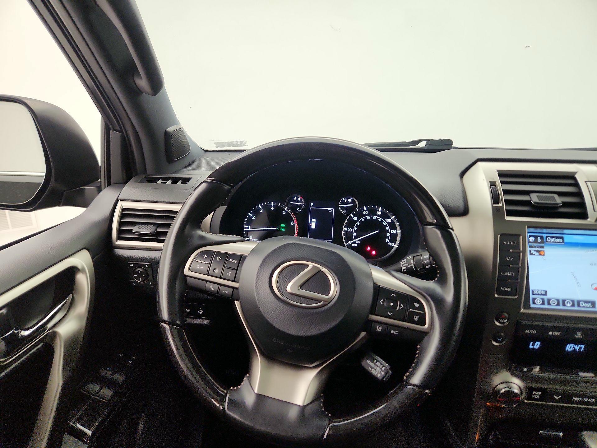 Thumbnail: 2021 Lexus GX - 10