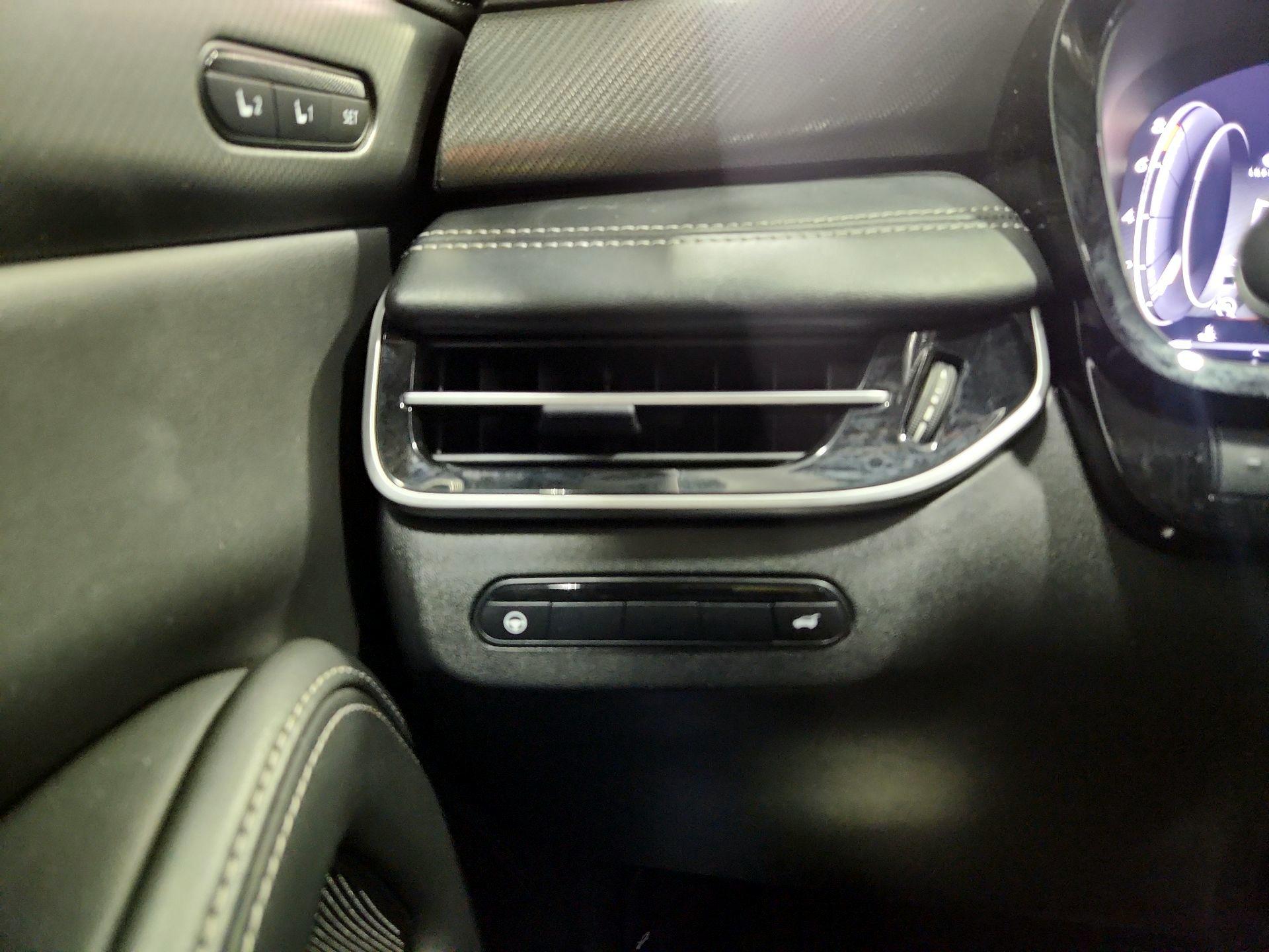 Thumbnail: 2022 INFINITI QX60 - 13