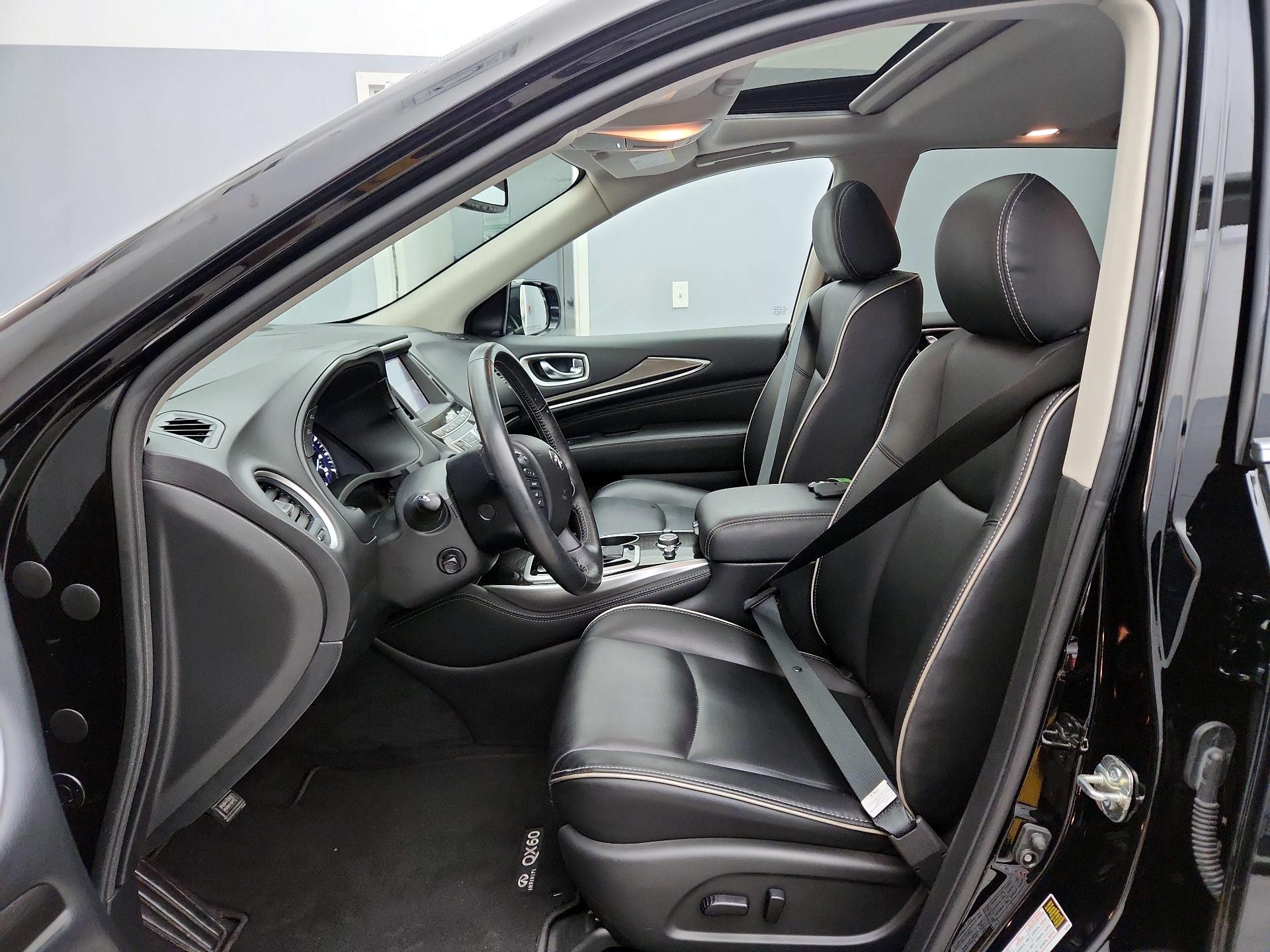 Thumbnail: 2020 INFINITI QX60 - 11