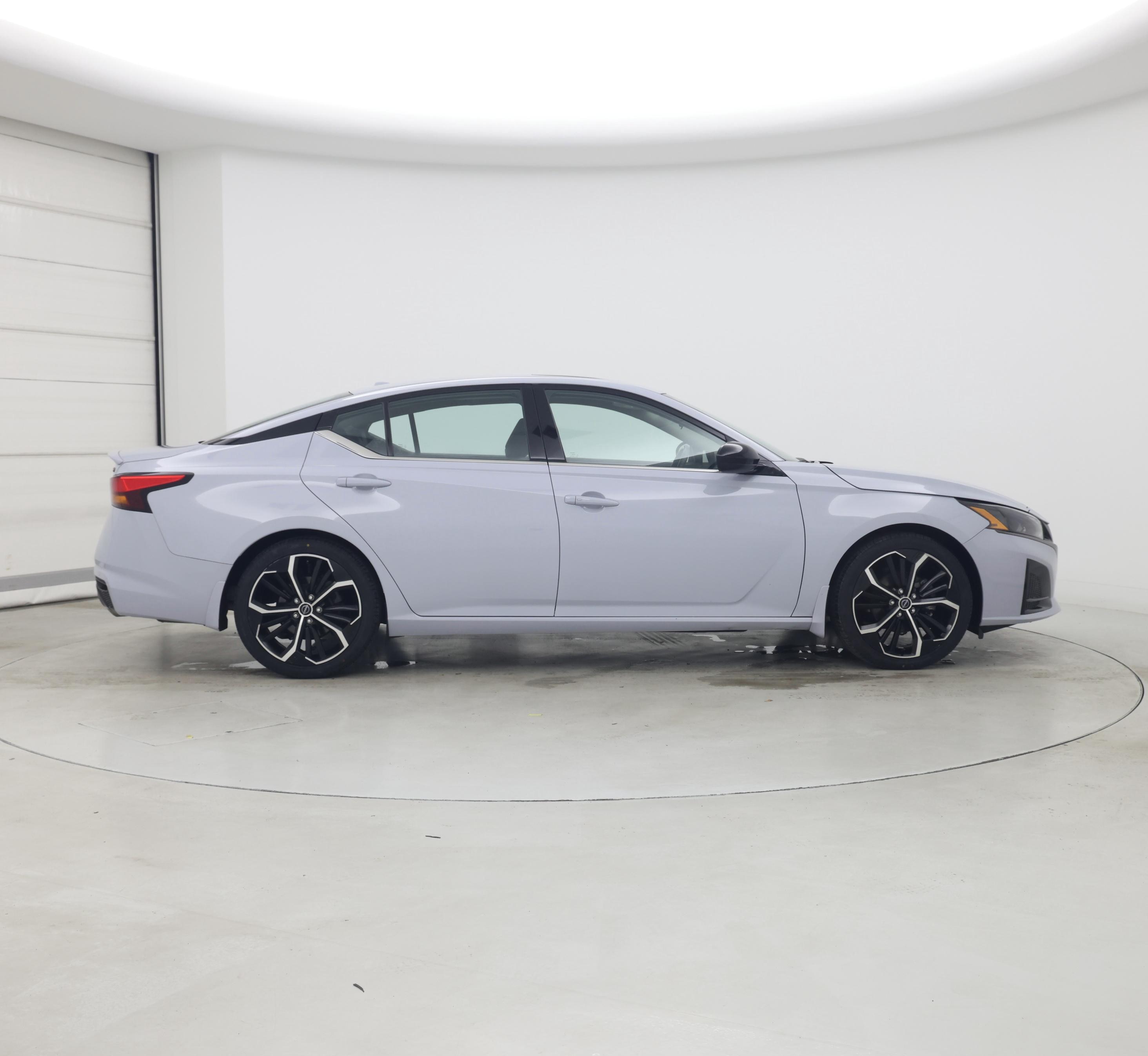 Thumbnail: 2023 Nissan Altima - 7