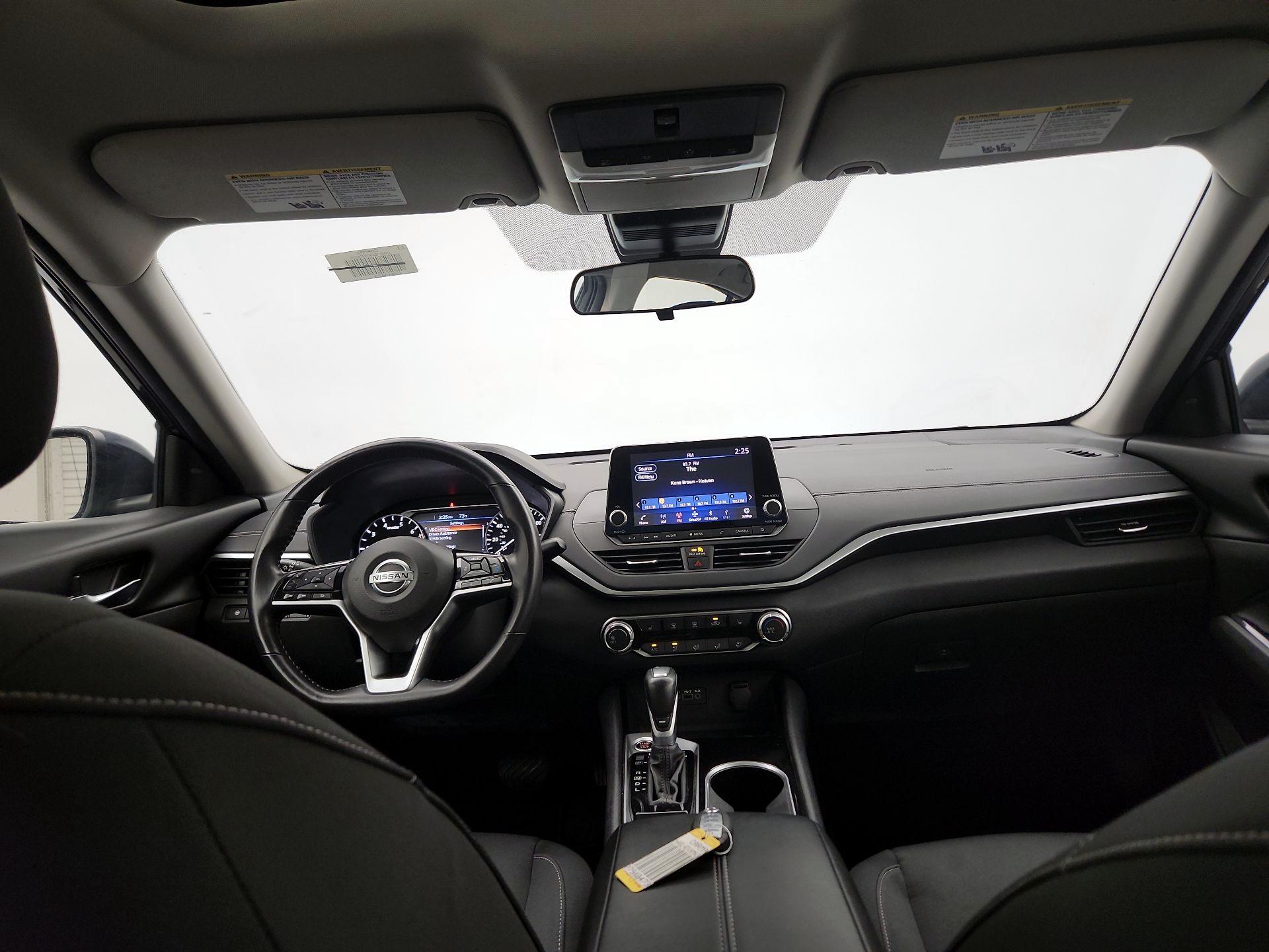 Thumbnail: 2021 Nissan Altima - 9