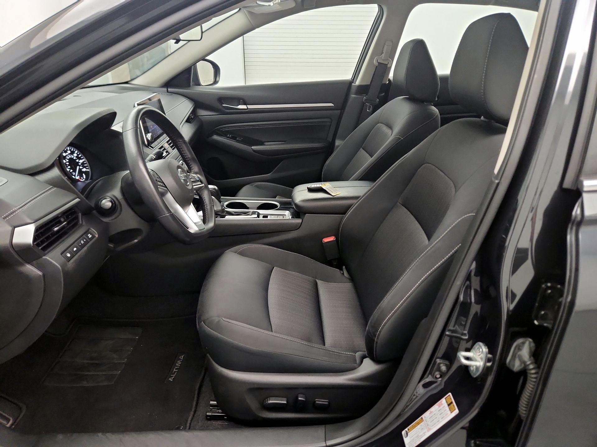 Thumbnail: 2021 Nissan Altima - 11