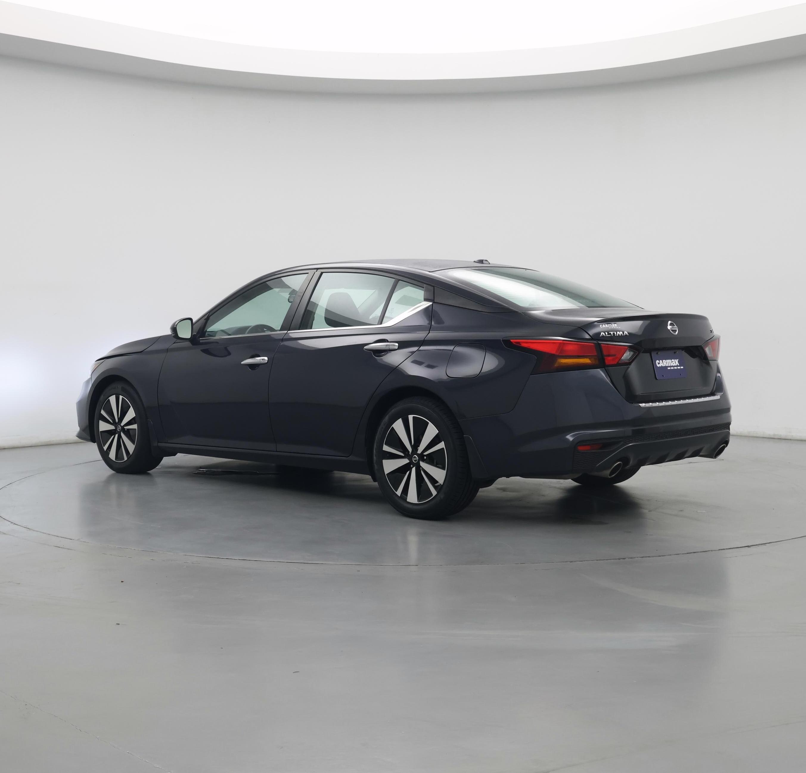Thumbnail: 2021 Nissan Altima - 3