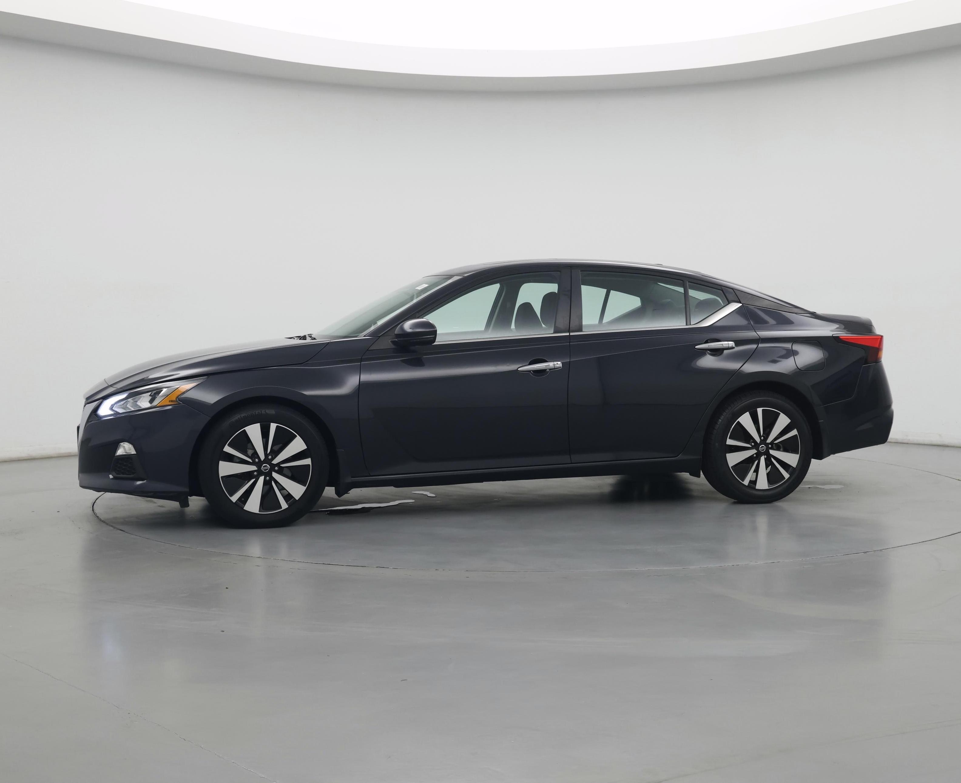 Thumbnail: 2021 Nissan Altima - 4