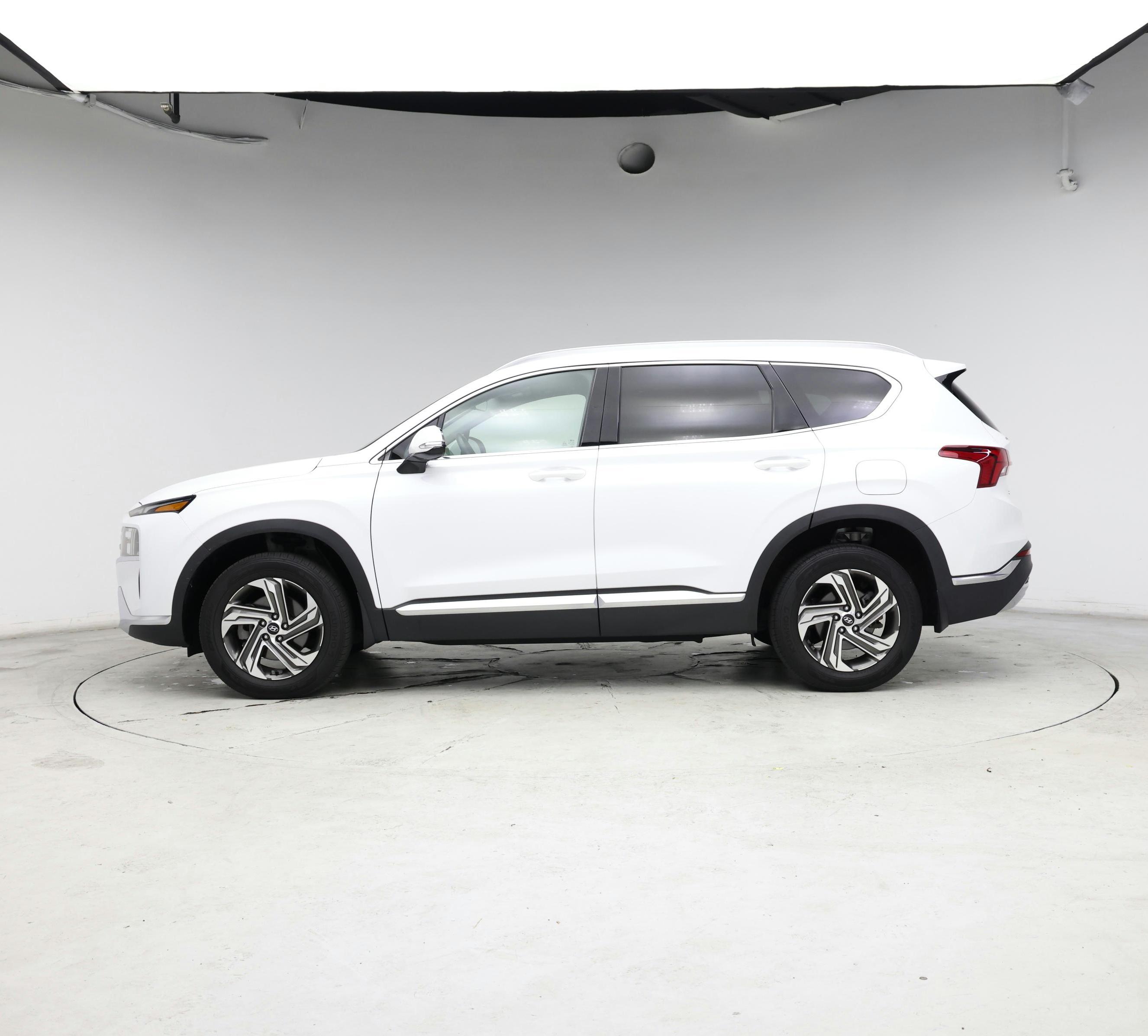 Thumbnail: 2022 Hyundai Santa Fe - 3