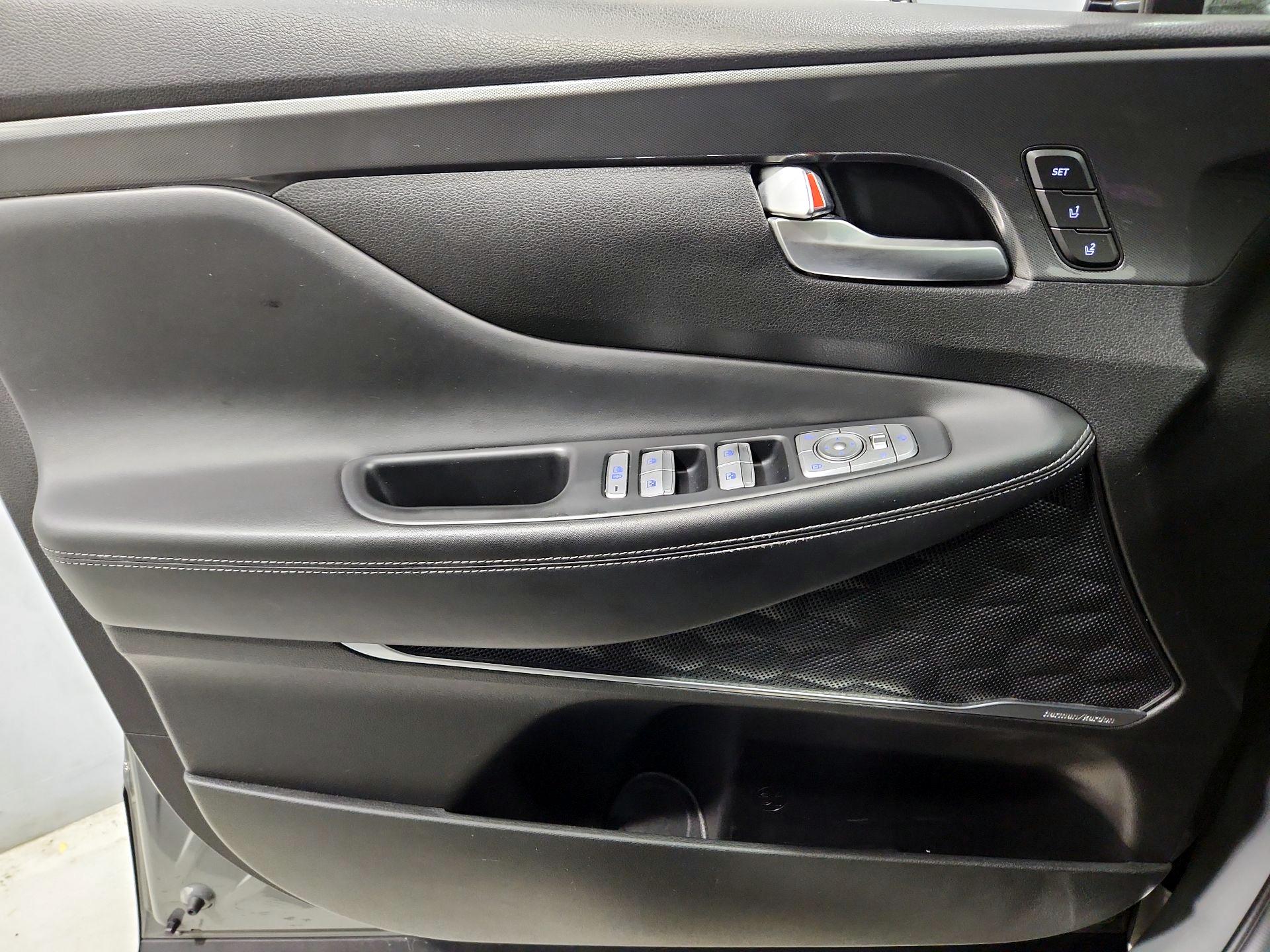 Thumbnail: 2023 Hyundai Santa Fe - 12