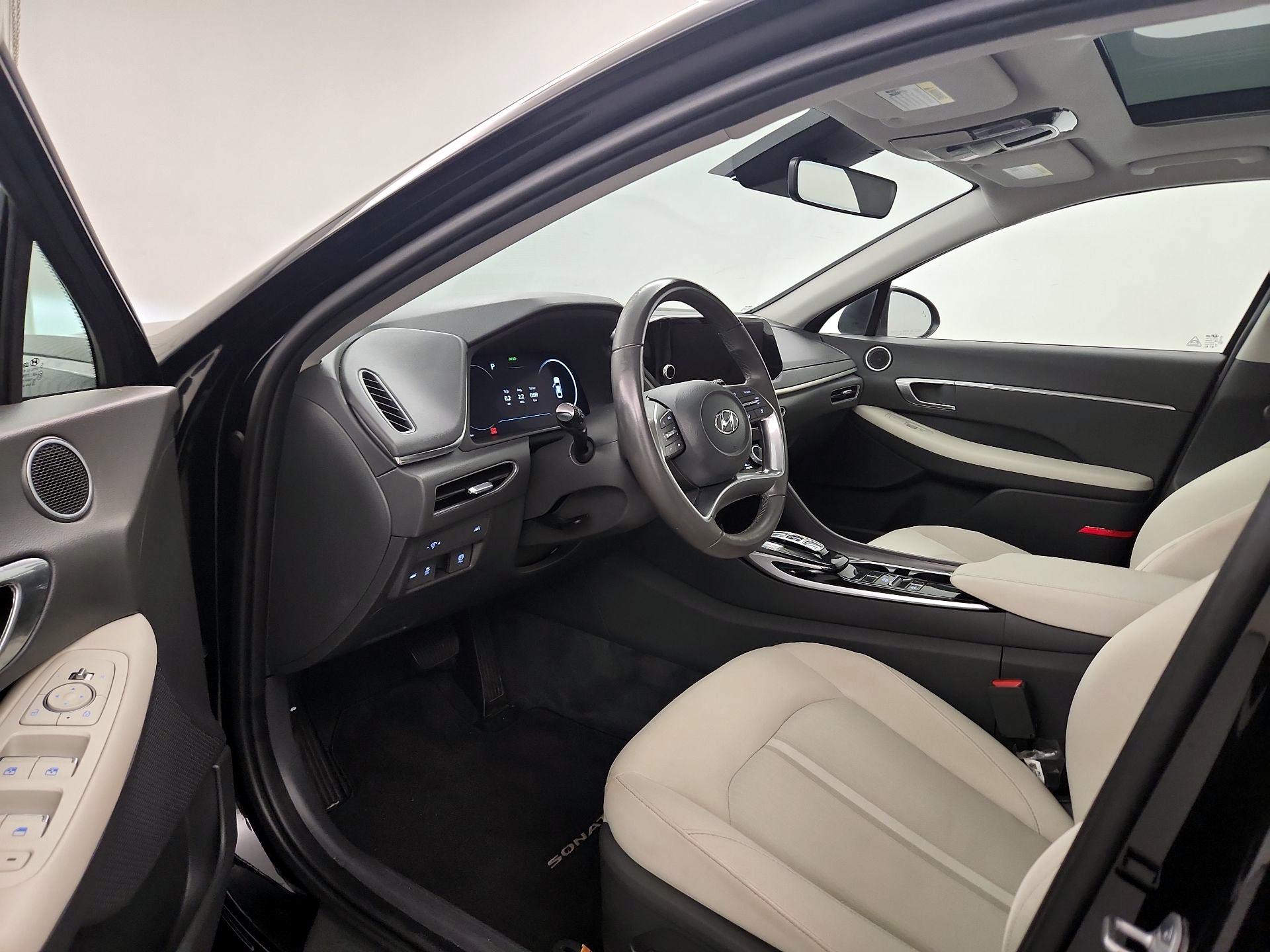 Thumbnail: 2023 Hyundai Sonata - 11