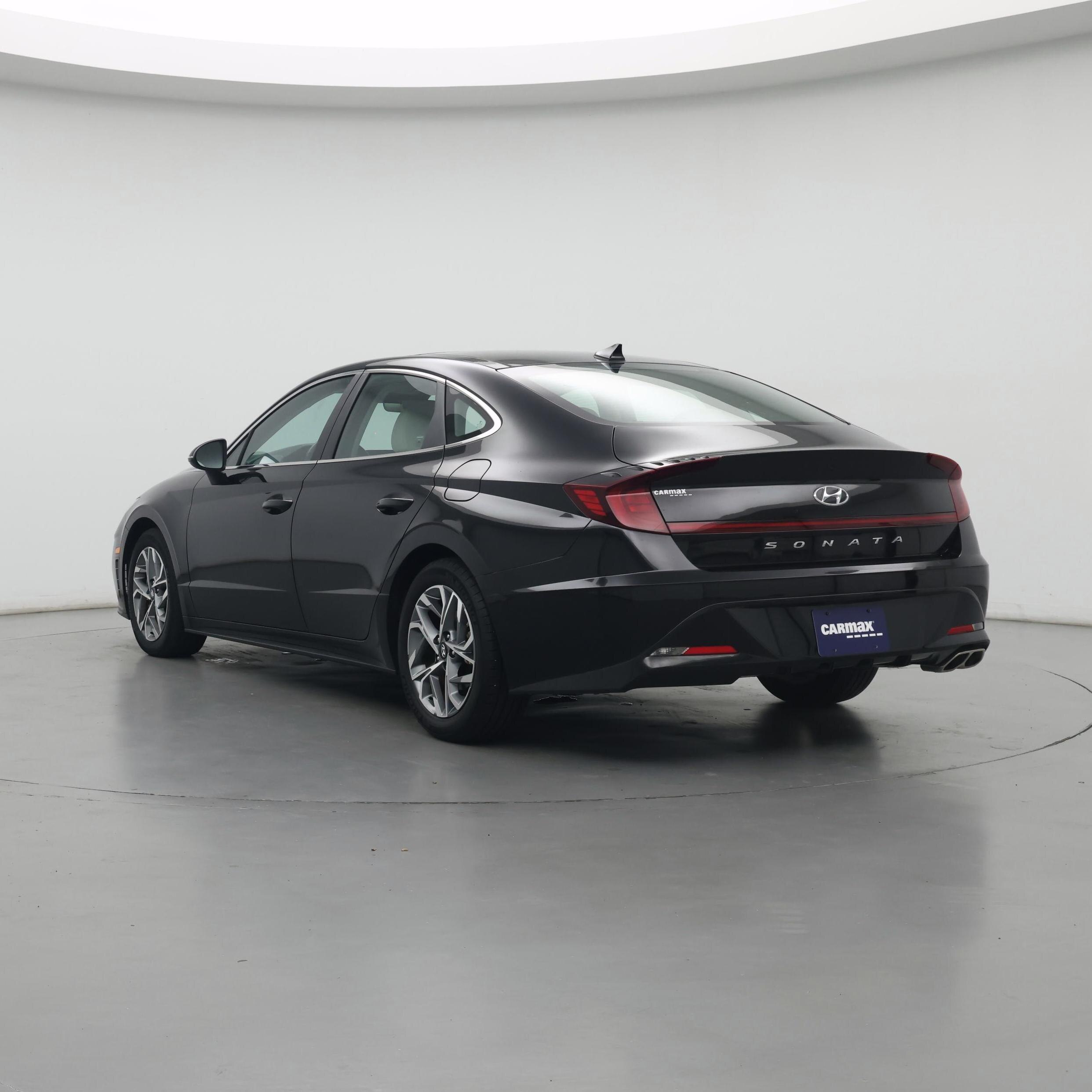 Thumbnail: 2023 Hyundai Sonata - 2