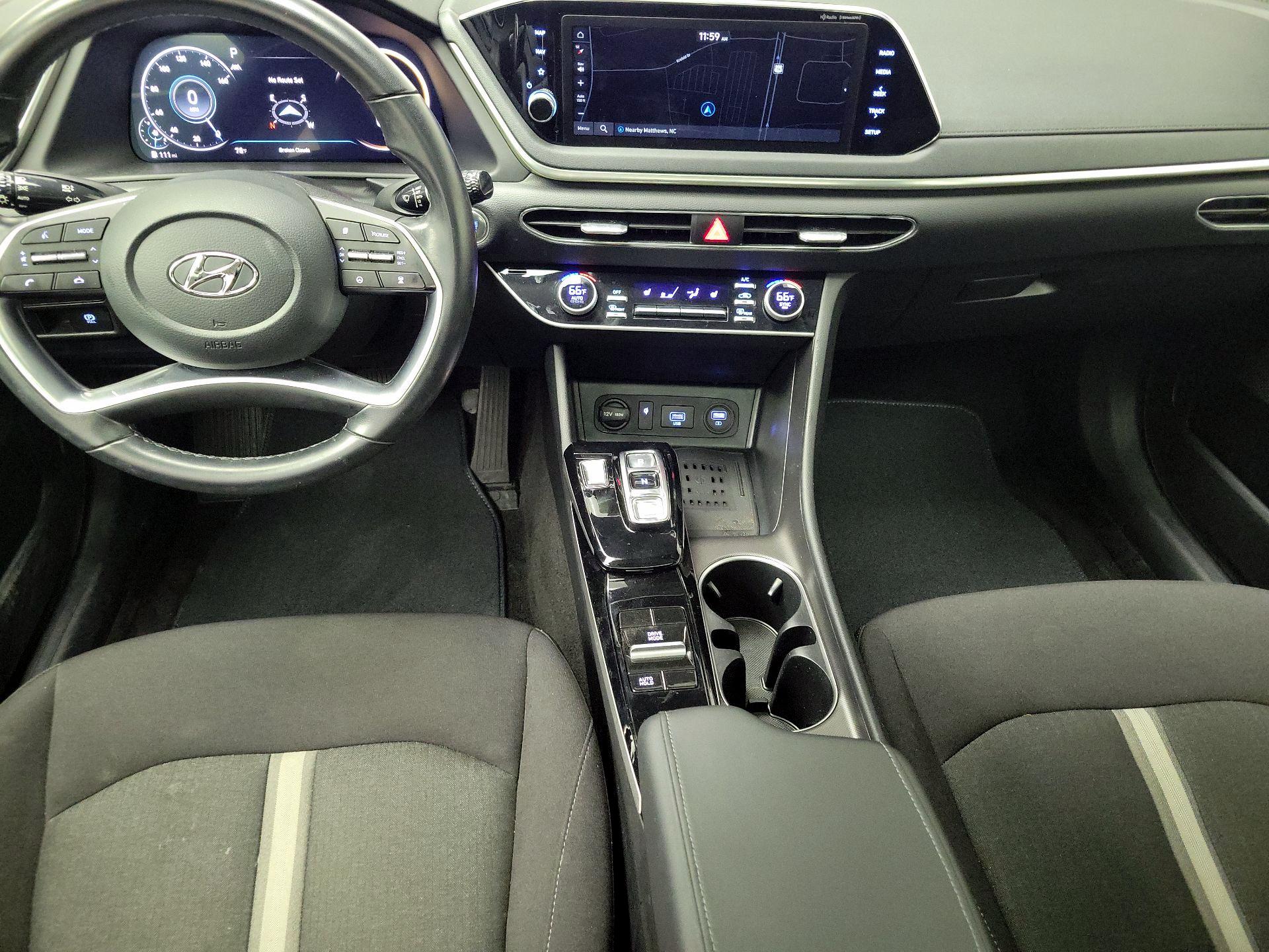 Thumbnail: 2023 Hyundai Sonata - 9