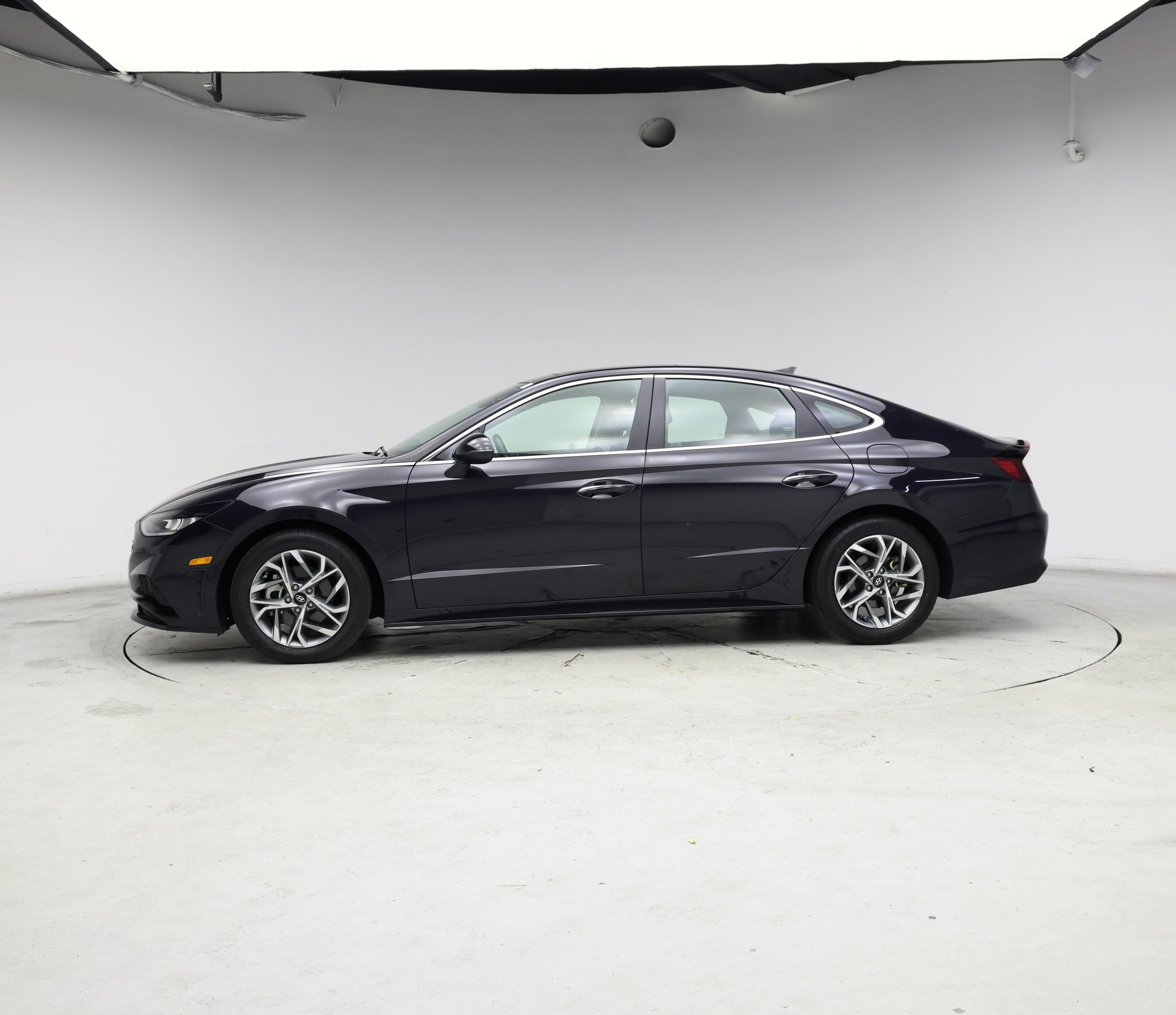 Thumbnail: 2023 Hyundai Sonata - 3