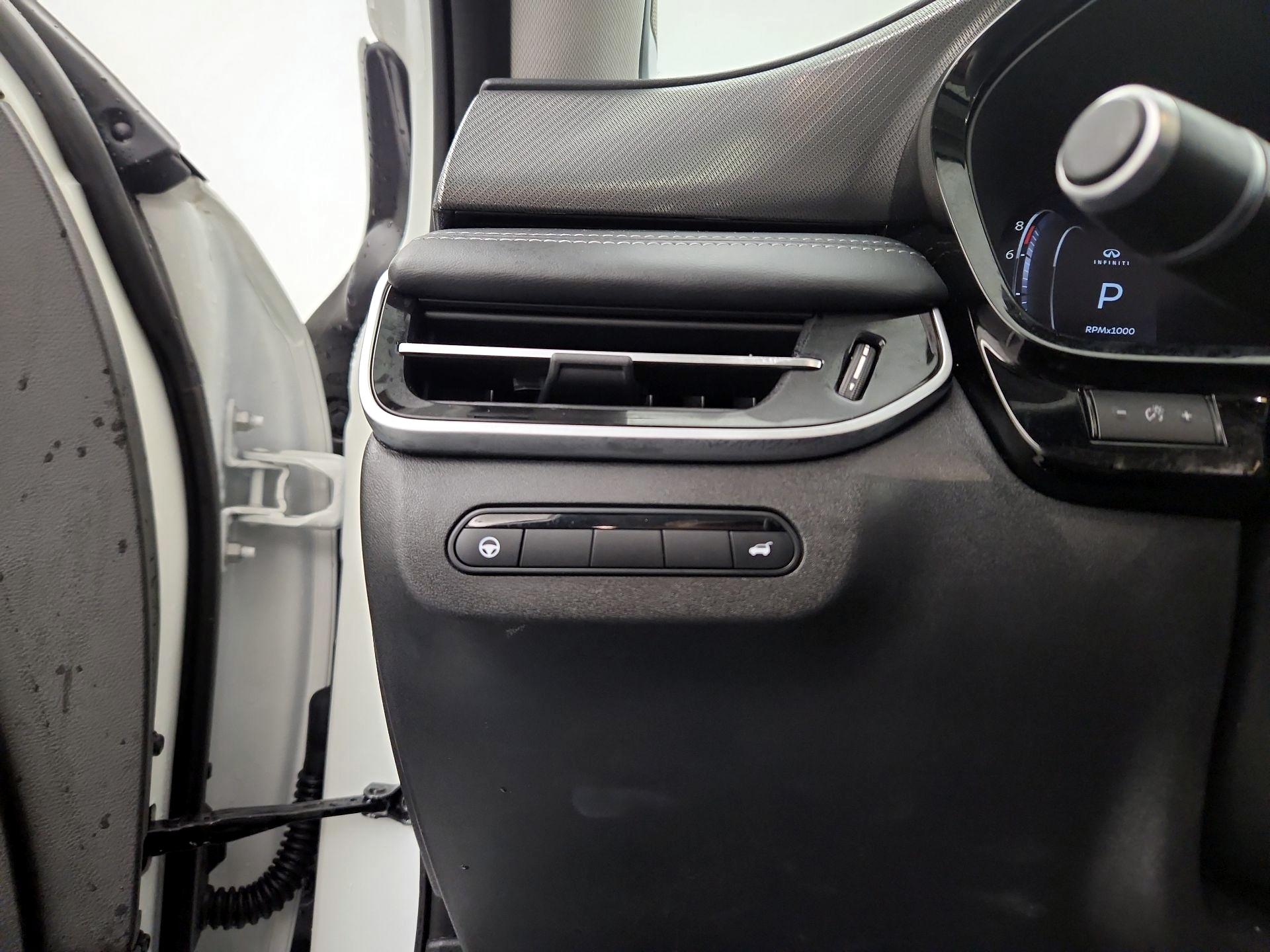 Thumbnail: 2023 INFINITI QX60 - 13