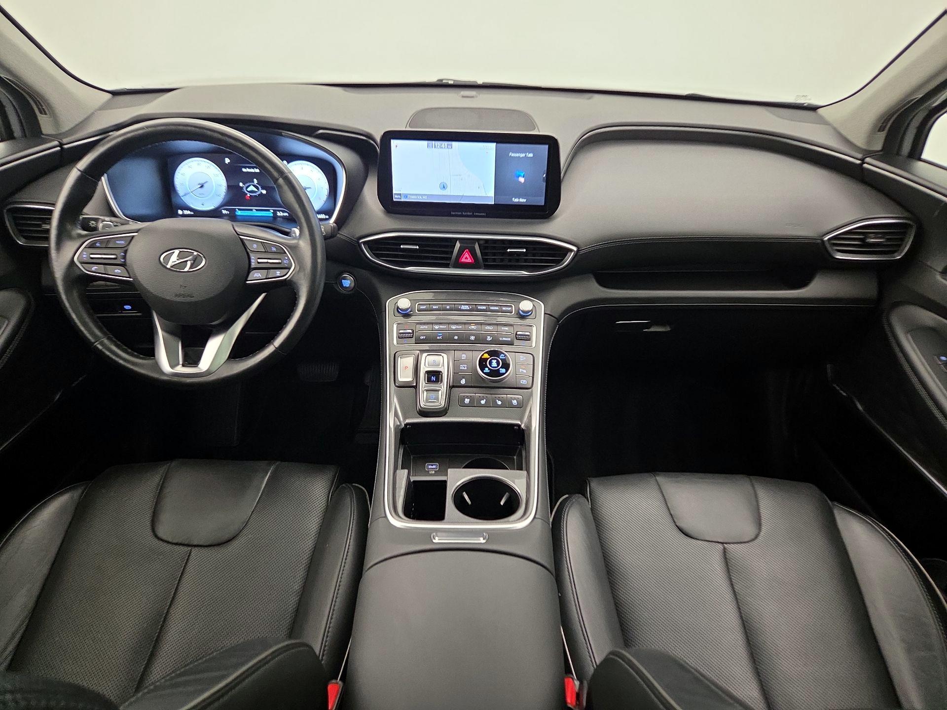 Thumbnail: 2022 Hyundai Santa Fe - 9
