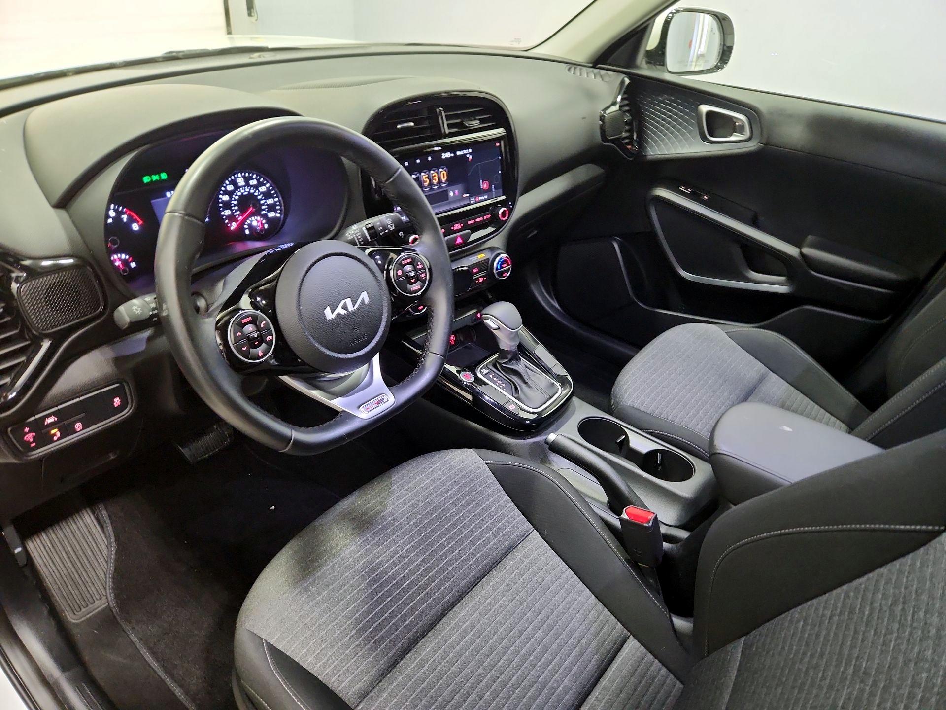 Thumbnail: 2022 Kia Soul - 11