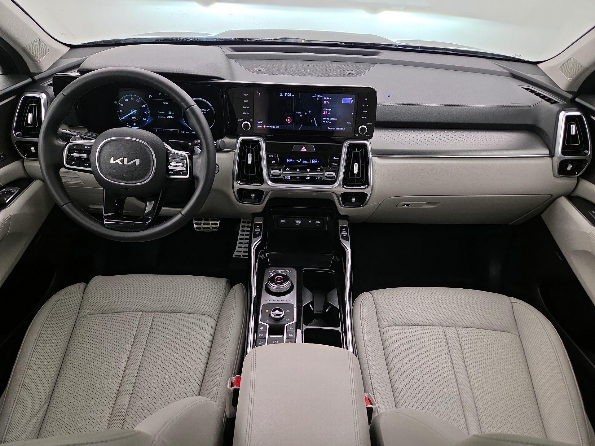 Thumbnail: 2022 Kia Sorento - 9