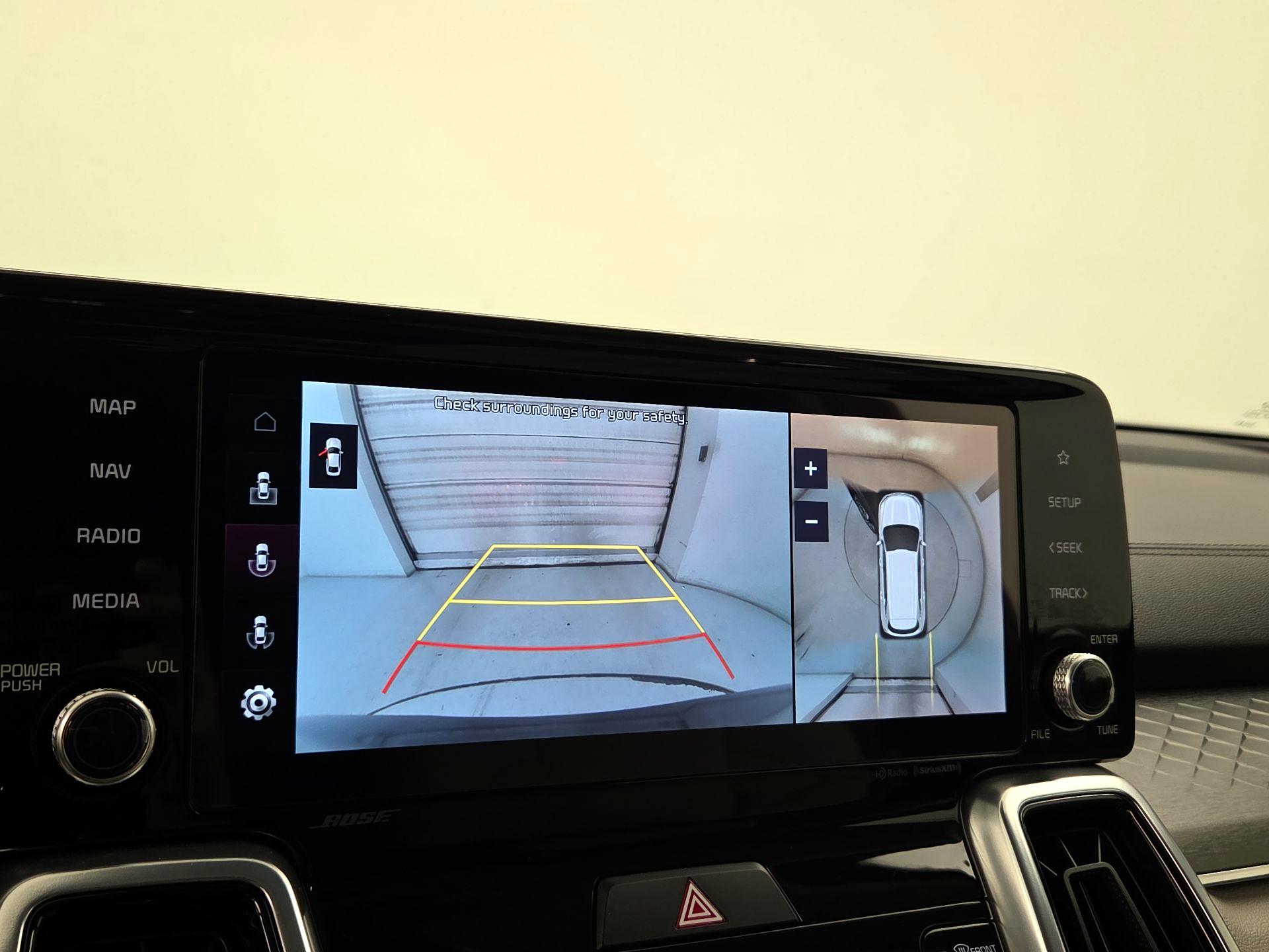 Thumbnail: 2022 Kia Sorento - 15