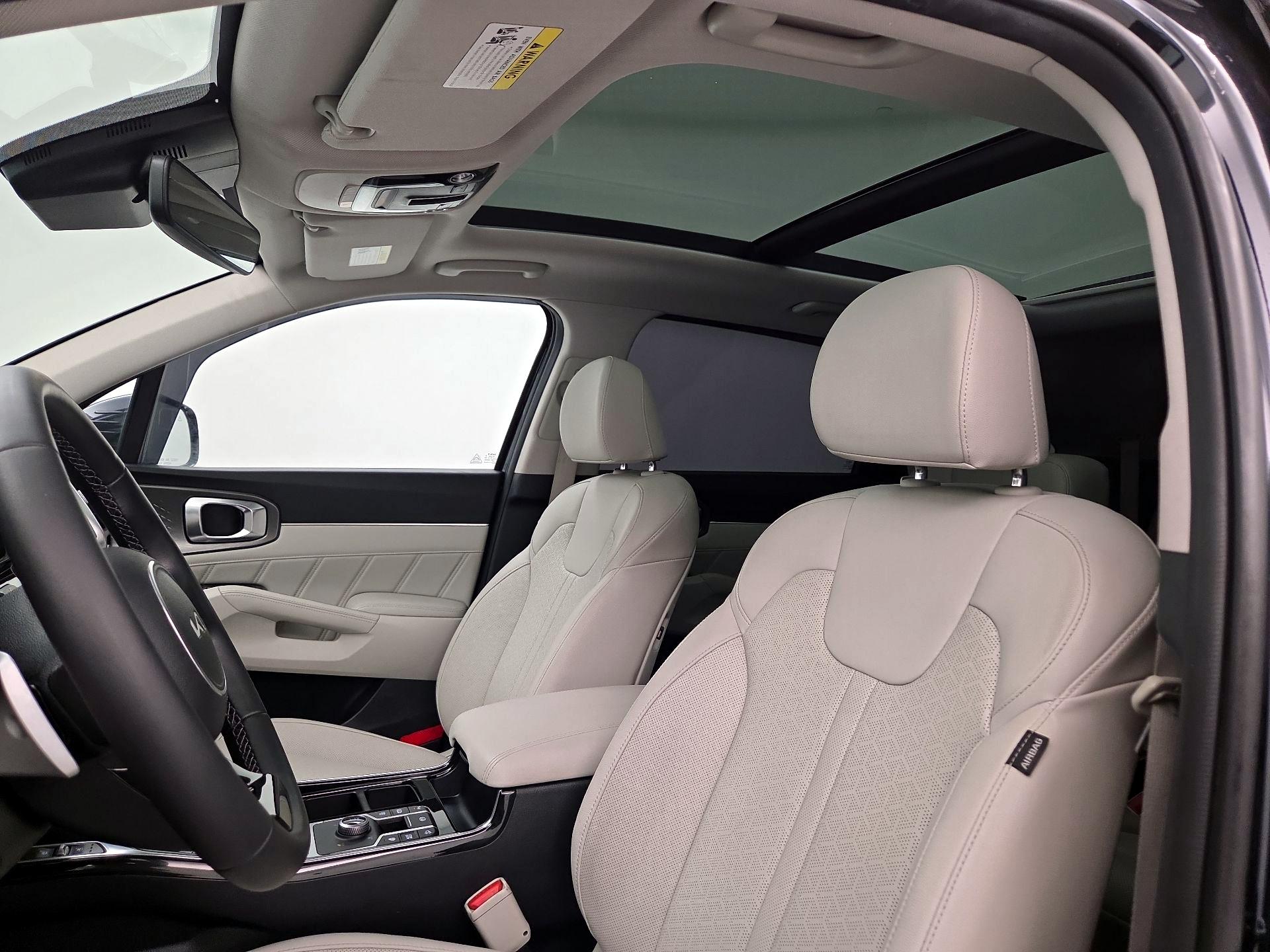 Thumbnail: 2022 Kia Sorento - 20