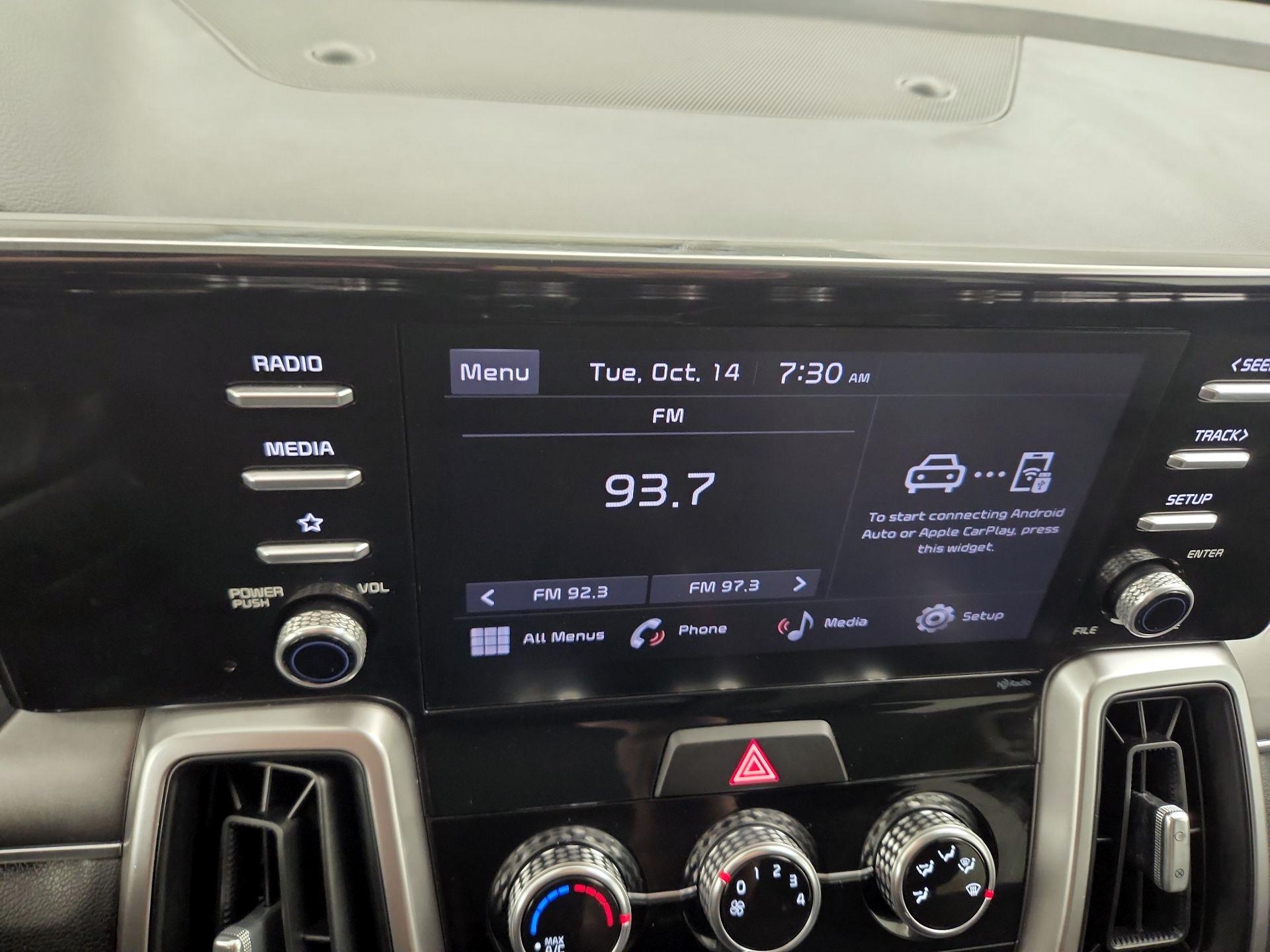 Thumbnail: 2022 Kia Sorento - 15