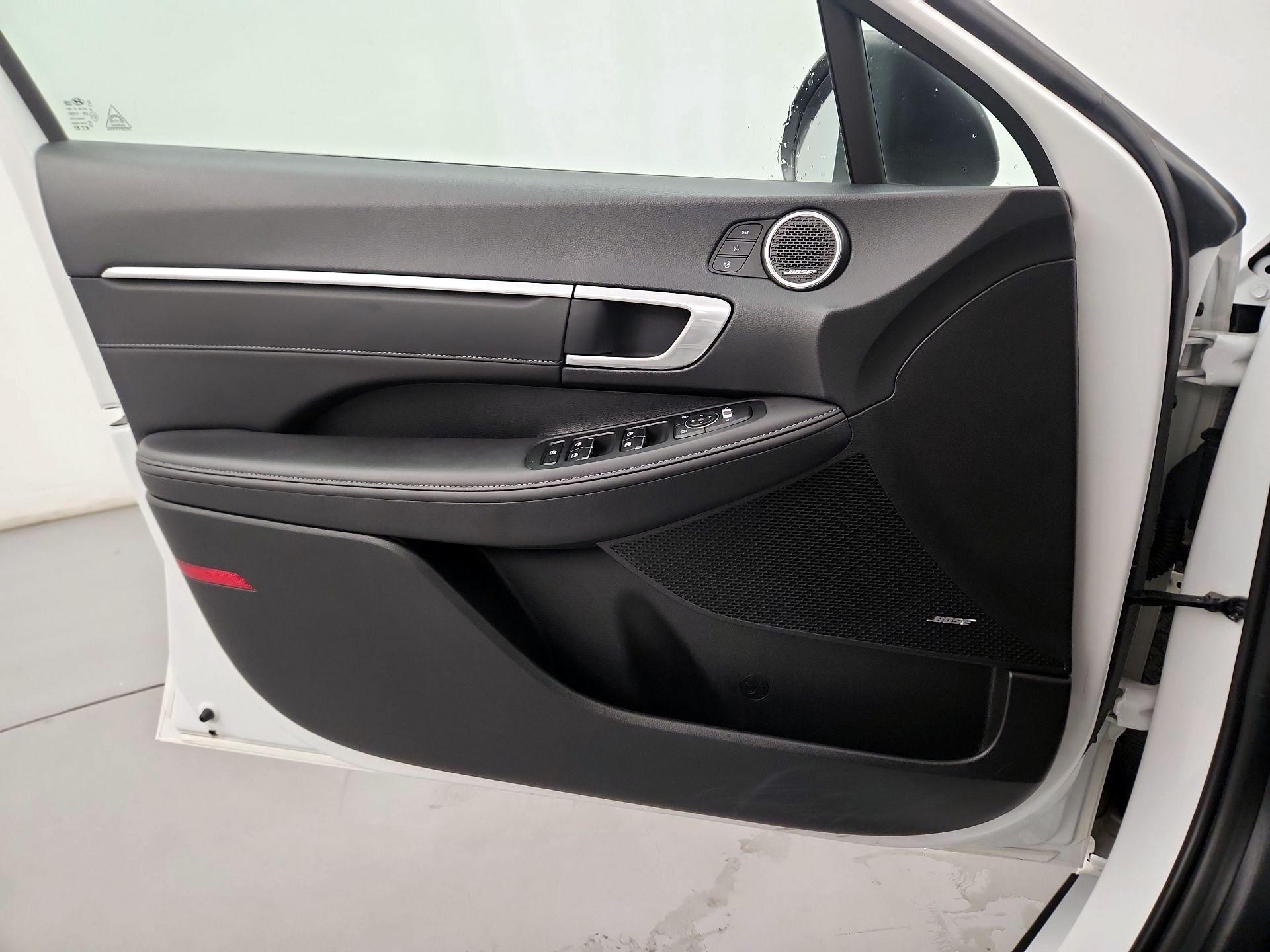 Thumbnail: 2022 Hyundai Sonata - 12