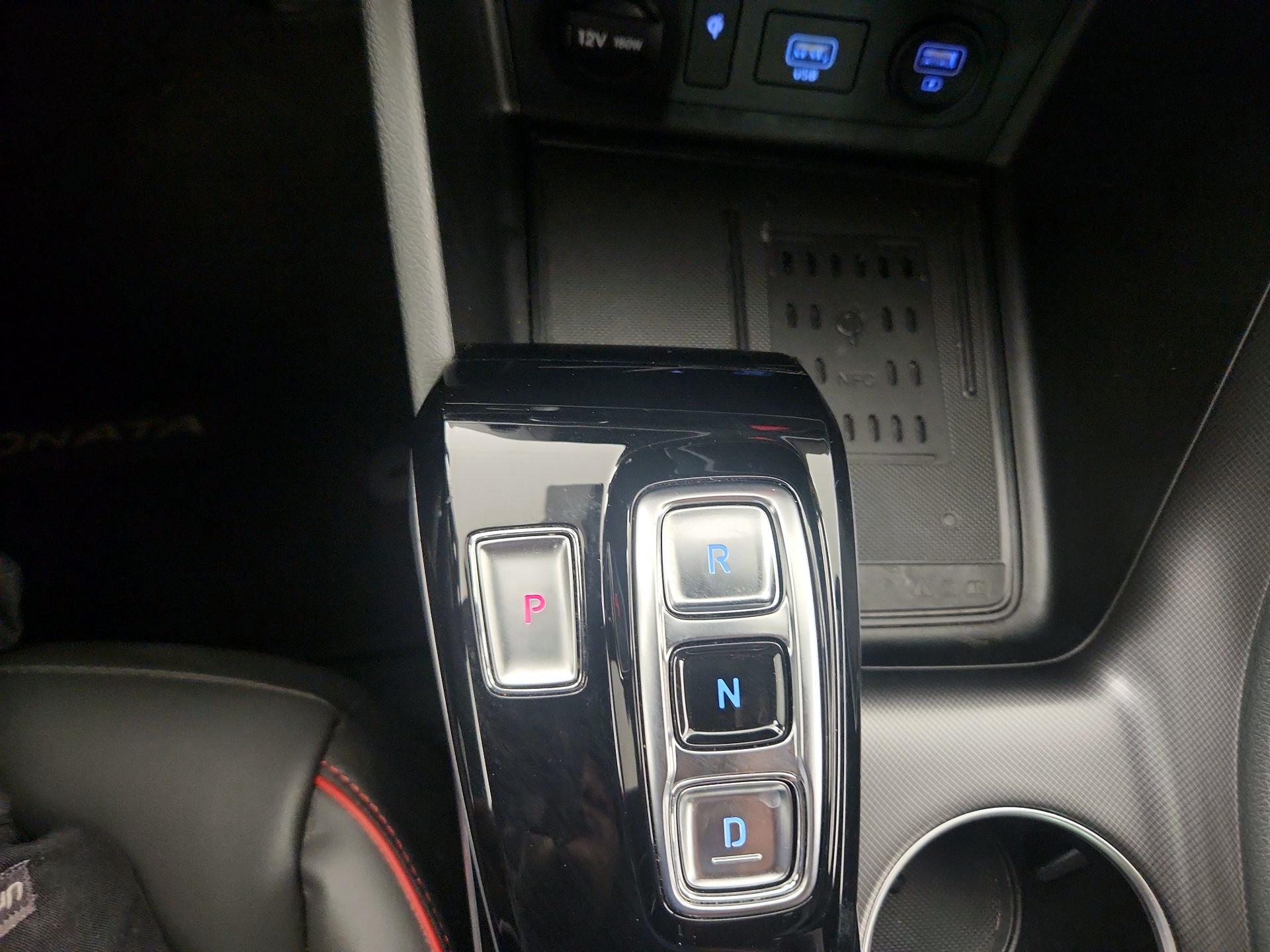 Thumbnail: 2022 Hyundai Sonata - 17