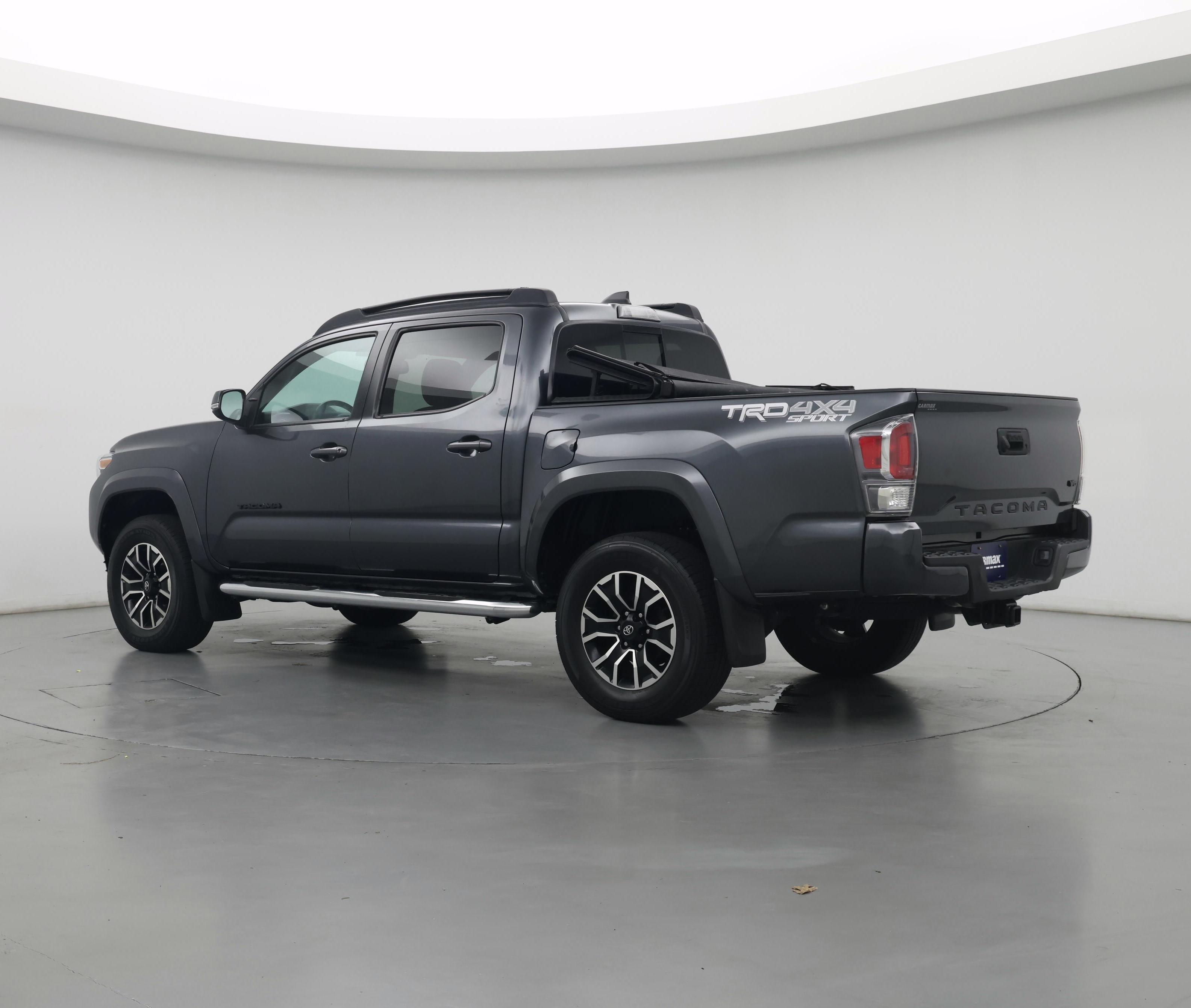 Thumbnail: 2022 Toyota Tacoma - 3