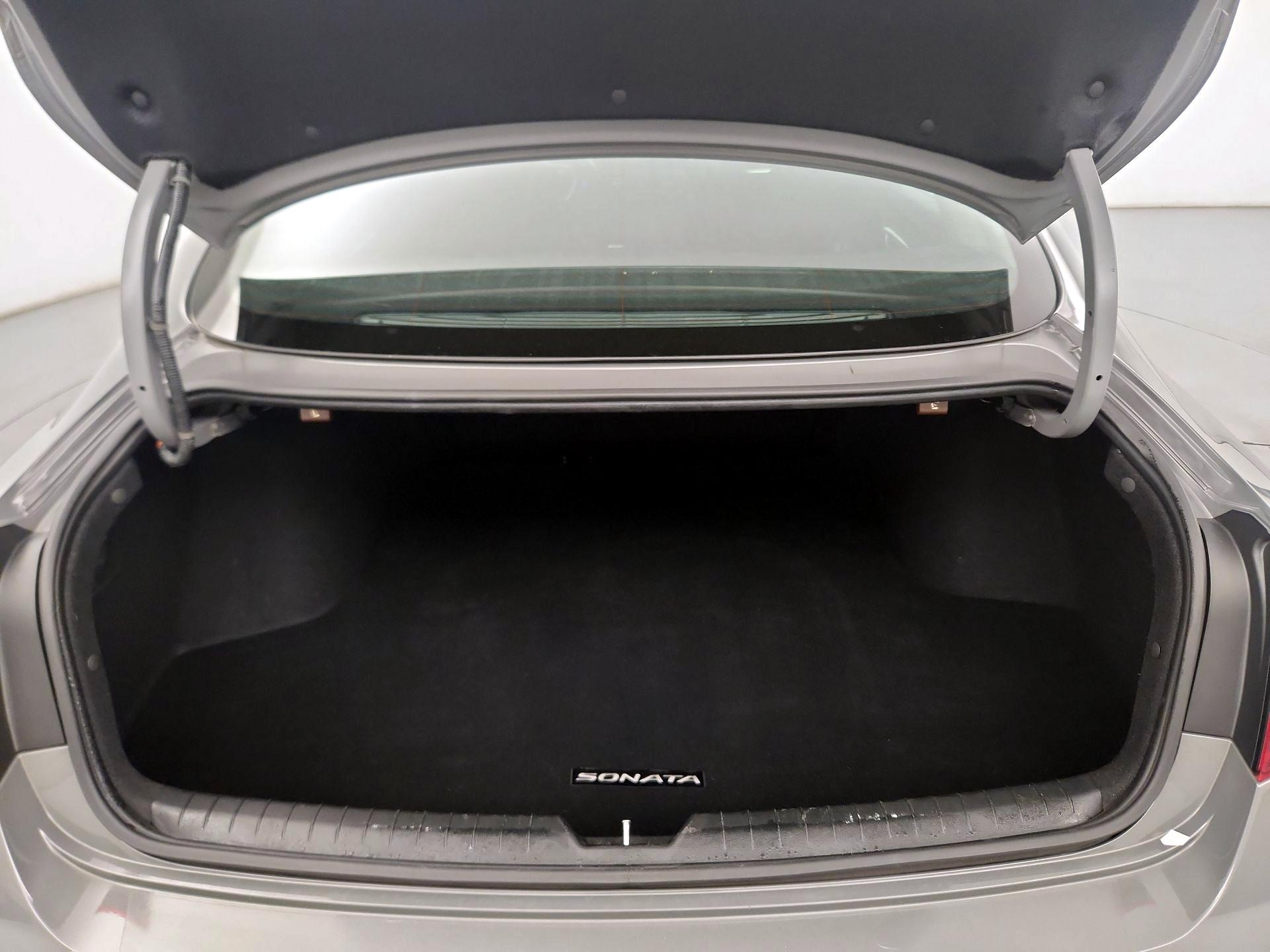 Thumbnail: 2023 Hyundai Sonata - 20