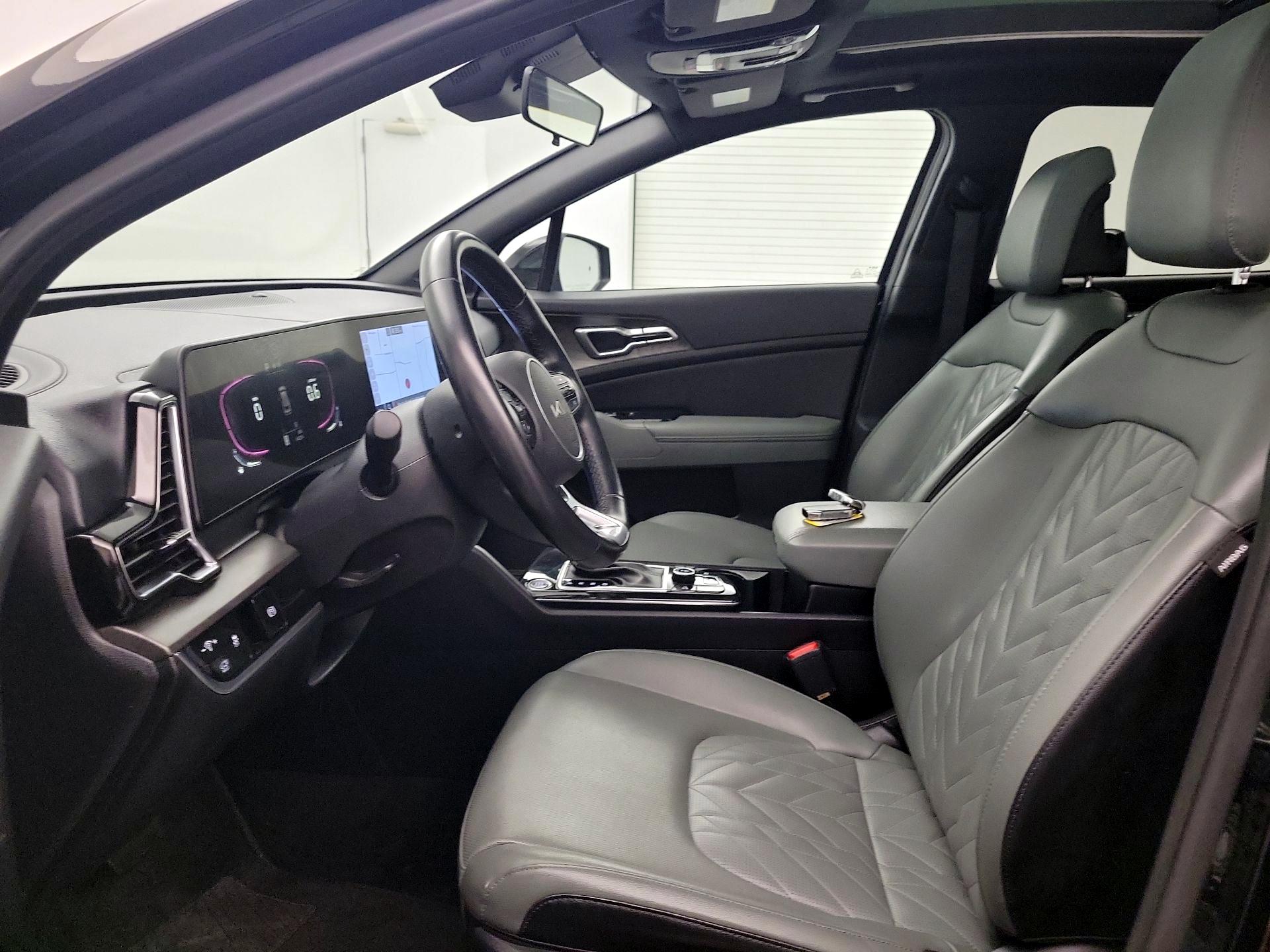 Thumbnail: 2023 Kia Sportage - 11