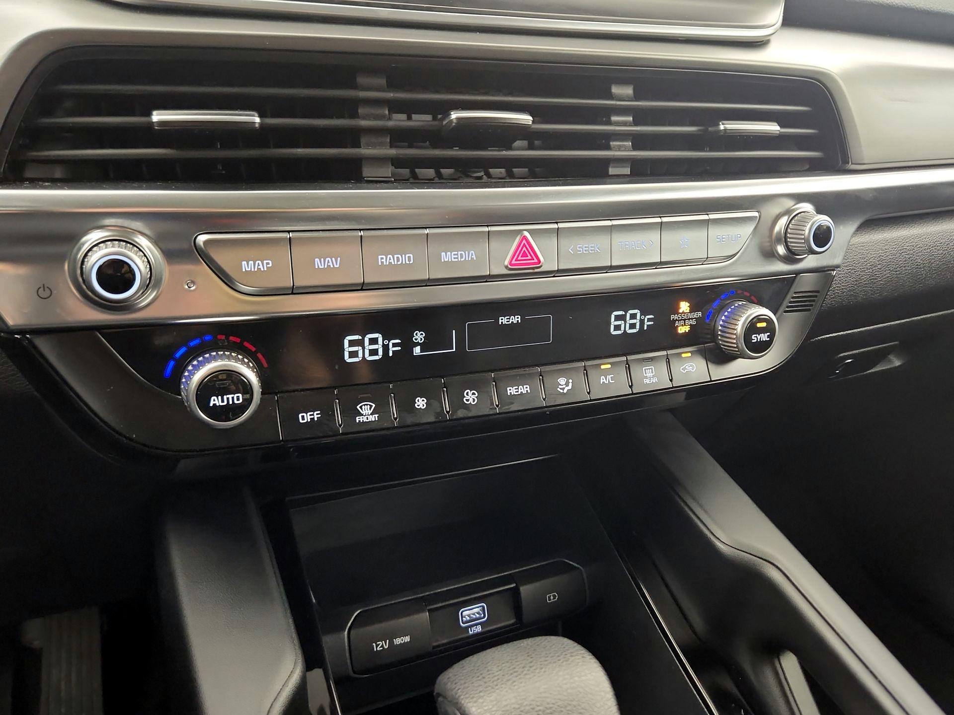Thumbnail: 2022 Kia Telluride - 17