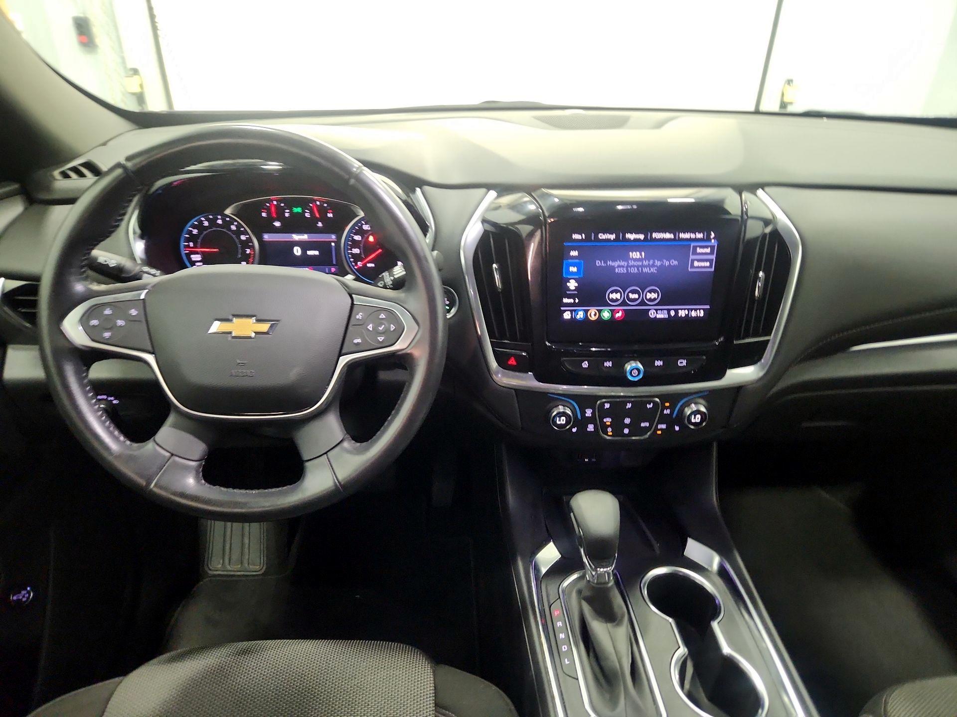 Thumbnail: 2022 Chevrolet Traverse - 9